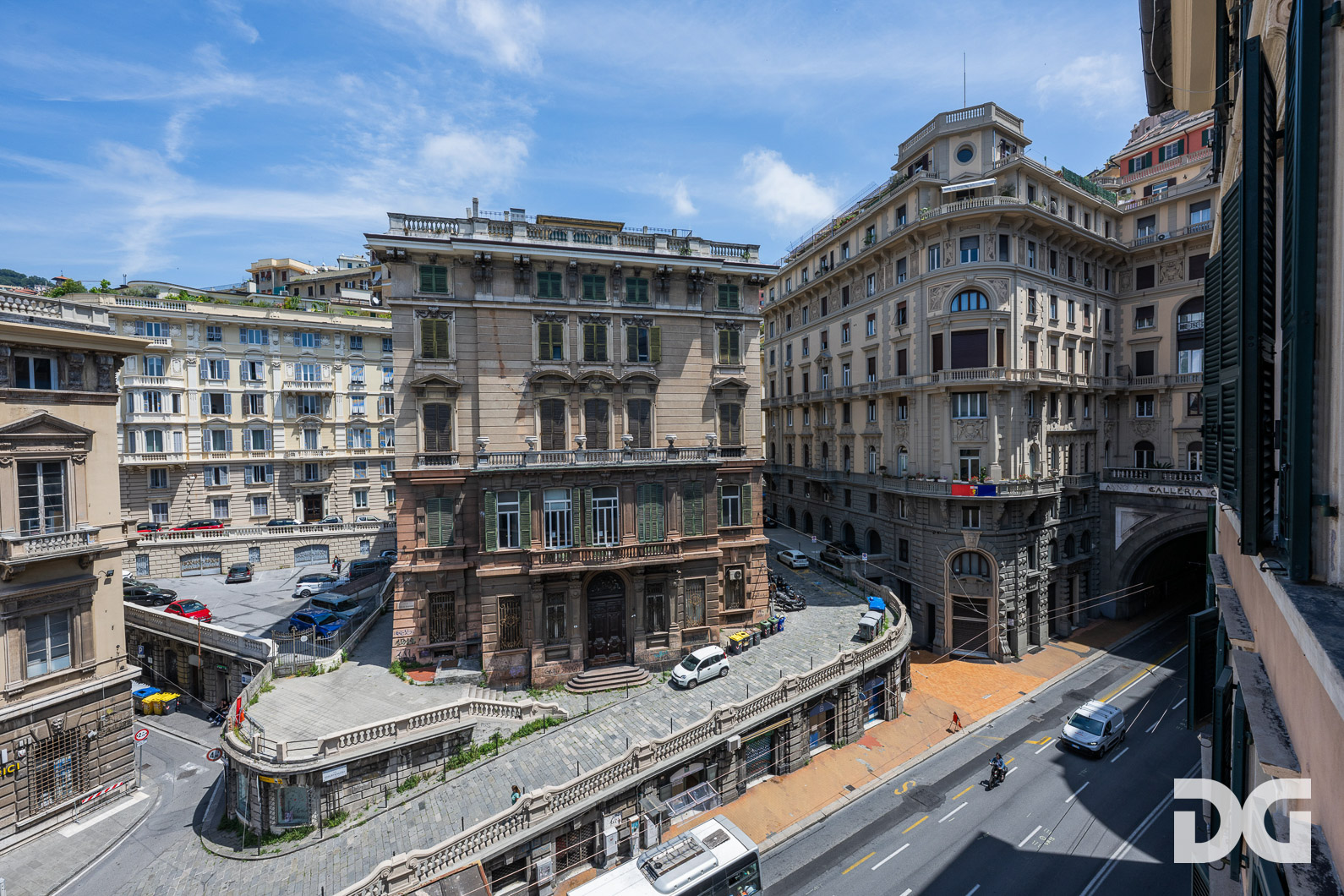 Immobiliare Del Guasta CENTRO STORICO – VIA CAIROLI PERFETTI E LUMINOSISSIMI MQ.124