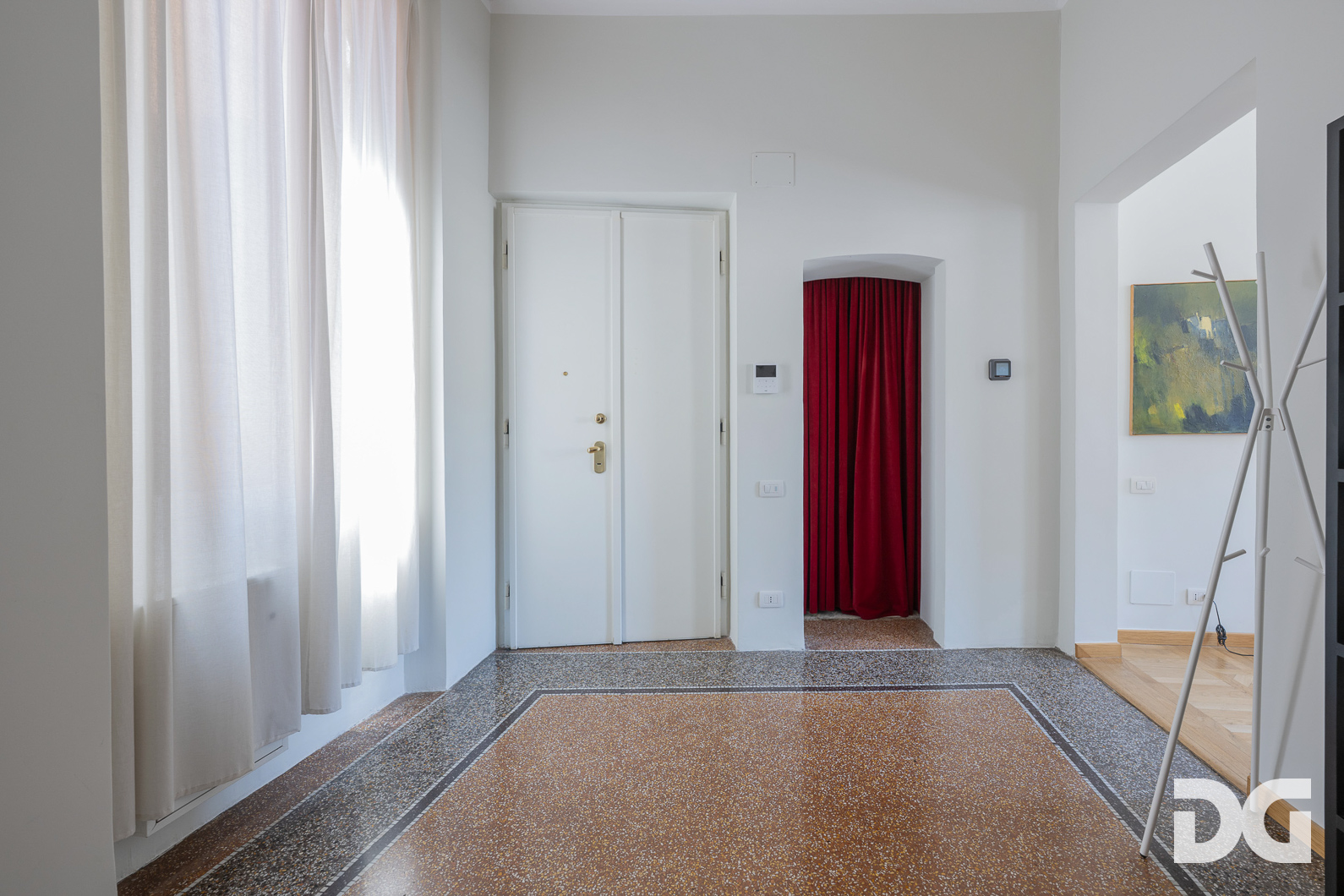 Immobiliare Del Guasta CENTRO STORICO – VIA CAIROLI PERFETTI E LUMINOSISSIMI MQ.124
