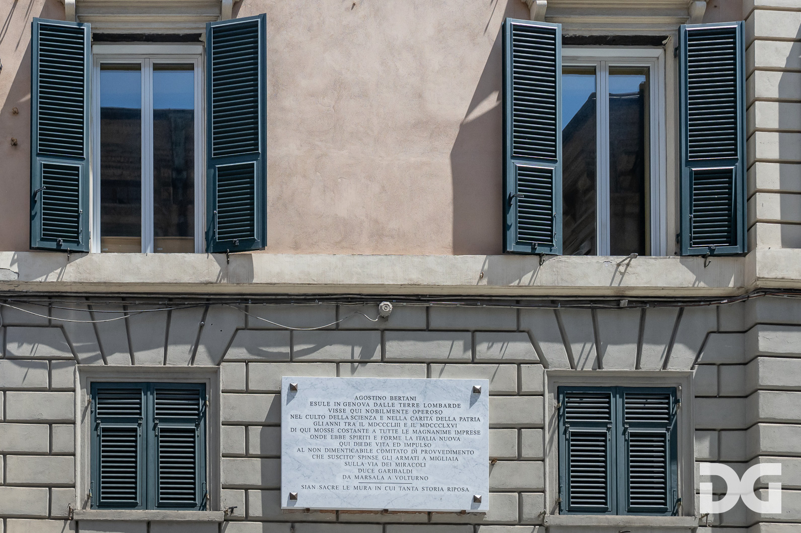 Immobiliare Del Guasta CENTRO STORICO – VIA CAIROLI PERFETTI E LUMINOSISSIMI MQ.124
