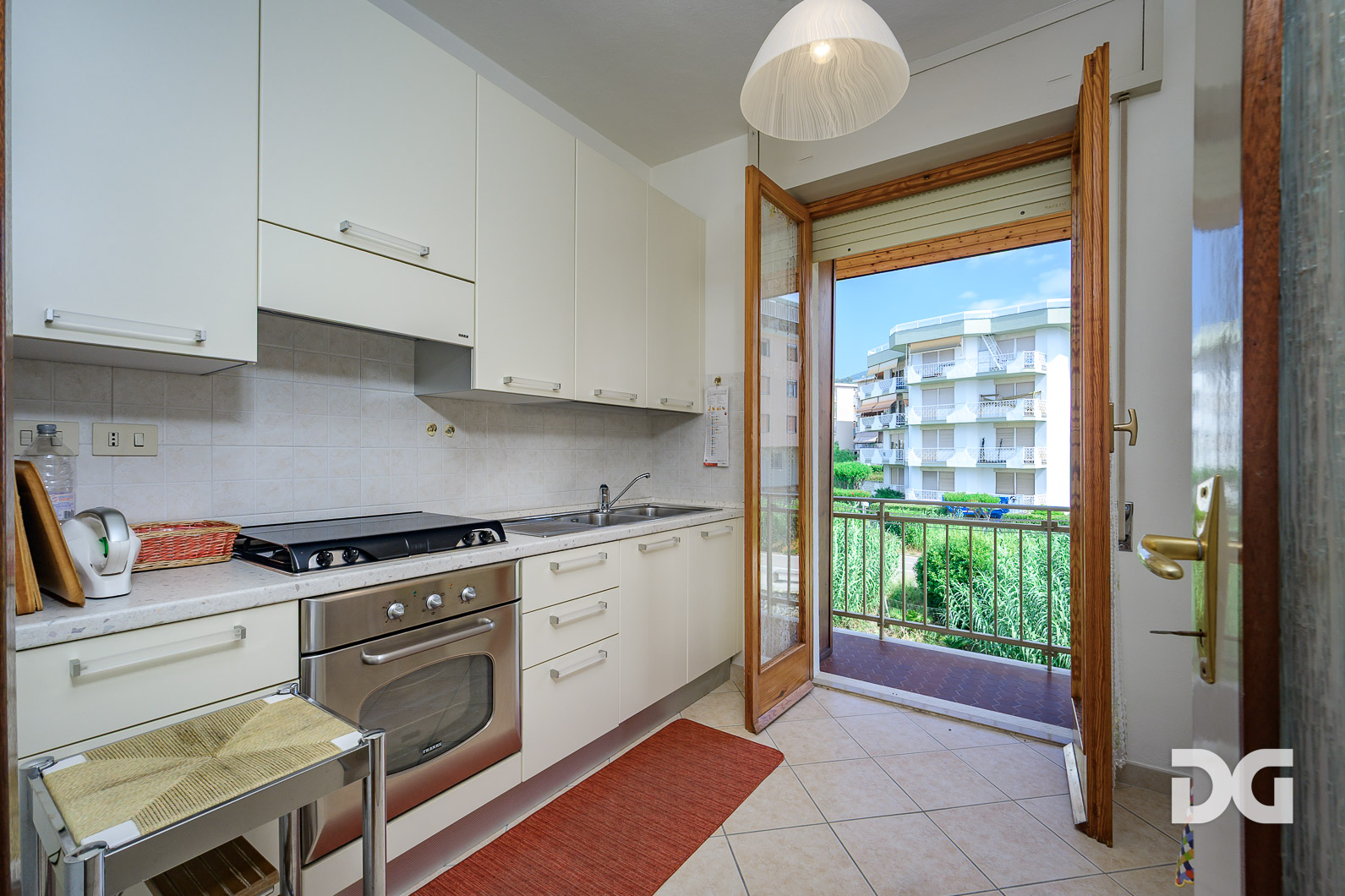 Immobiliare Del Guasta SANTO STEFANO AL MARE – ATTICO PANORAMICO MQ. 78 CON TERRAZZO 