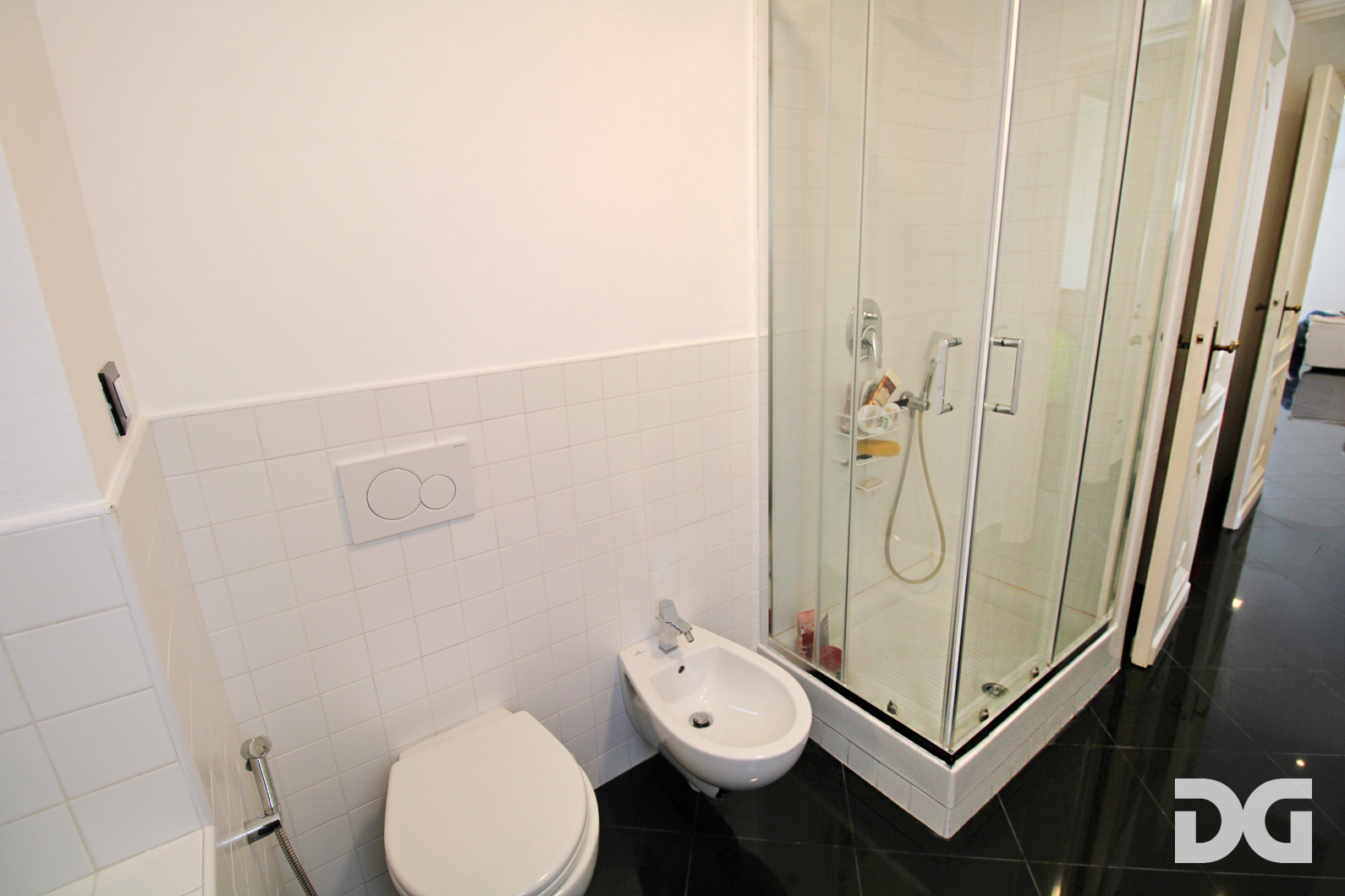 Immobiliare Del Guasta CARIGNANO – VIA GALEAZZO ALESSI PANORAMICI MQ. 98 CON POGGIOLO