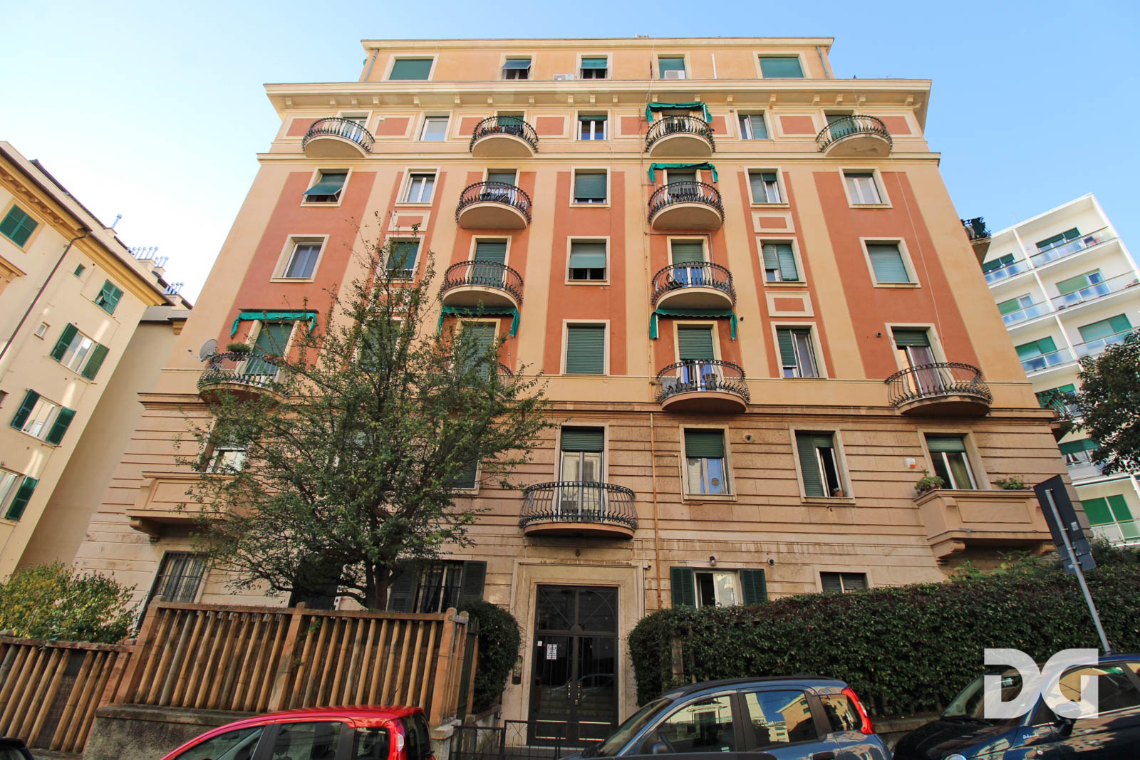 Immobiliare Del Guasta ALBARO VIA COCITO – ATTICO MQ. 119 CON TERRAZZO E BOX DOPPIO 