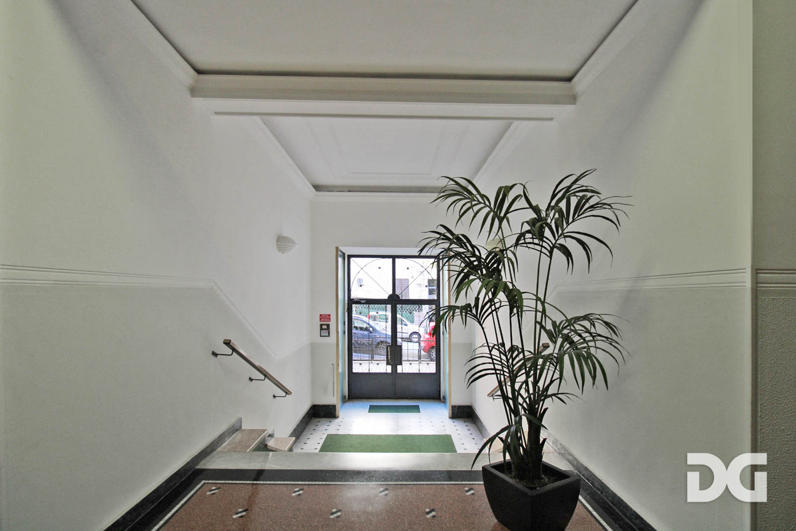 Immobiliare Del Guasta ALBARO VIA COCITO – ATTICO MQ. 119 CON TERRAZZO E BOX DOPPIO 