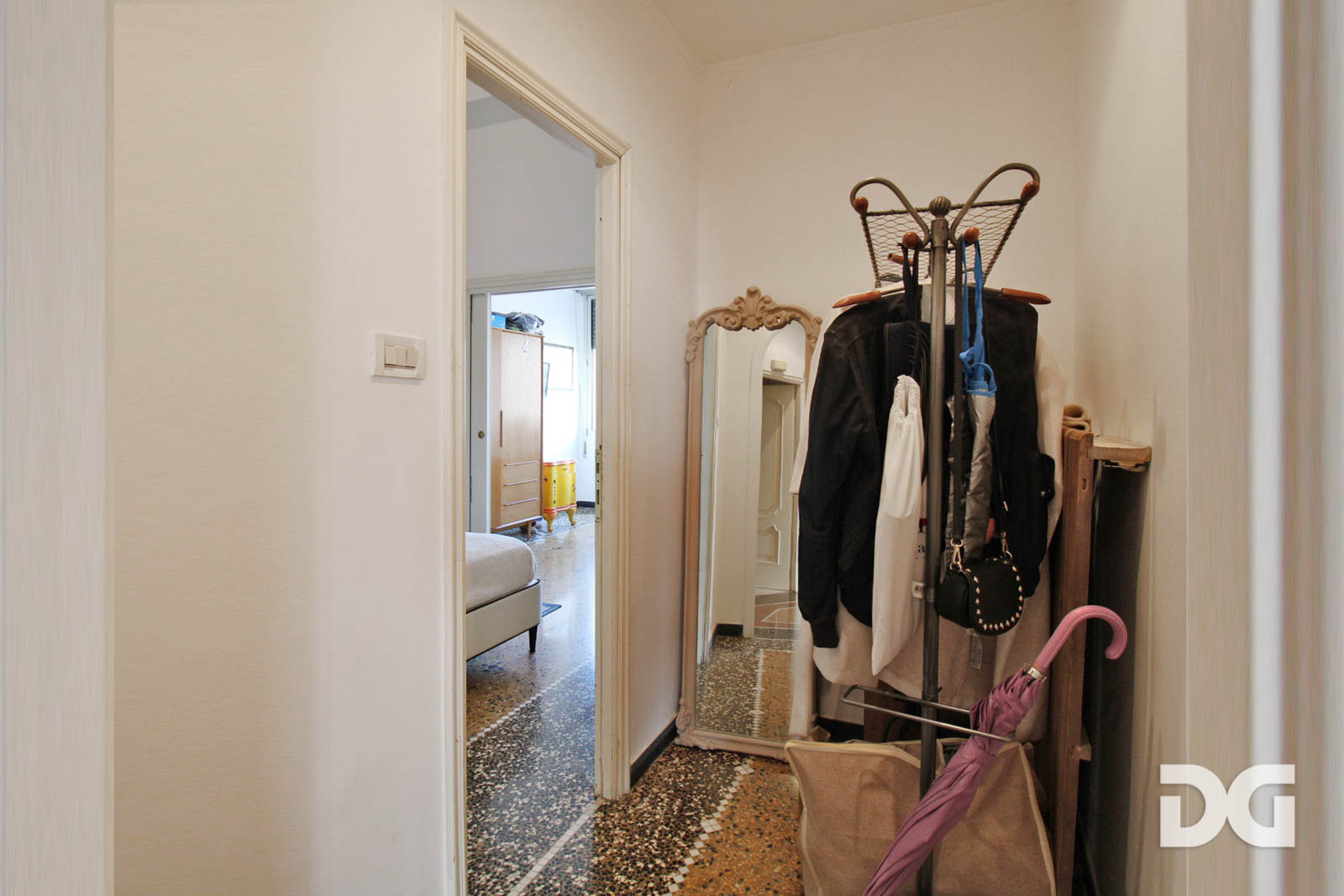 Immobiliare Del Guasta ALBARO VIA COCITO – ATTICO MQ. 119 CON TERRAZZO E BOX DOPPIO 