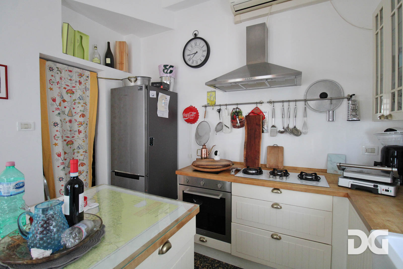 Immobiliare Del Guasta ALBARO VIA COCITO – ATTICO MQ. 119 CON TERRAZZO E BOX DOPPIO 