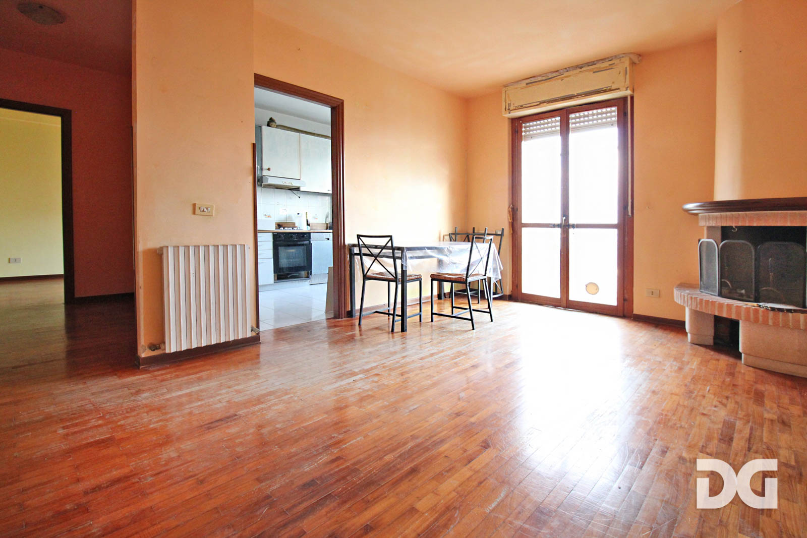 Immobiliare Del Guasta MOLASSANA CONTESTO PRIVATO - MQ. 100 CON POSTO AUTO 