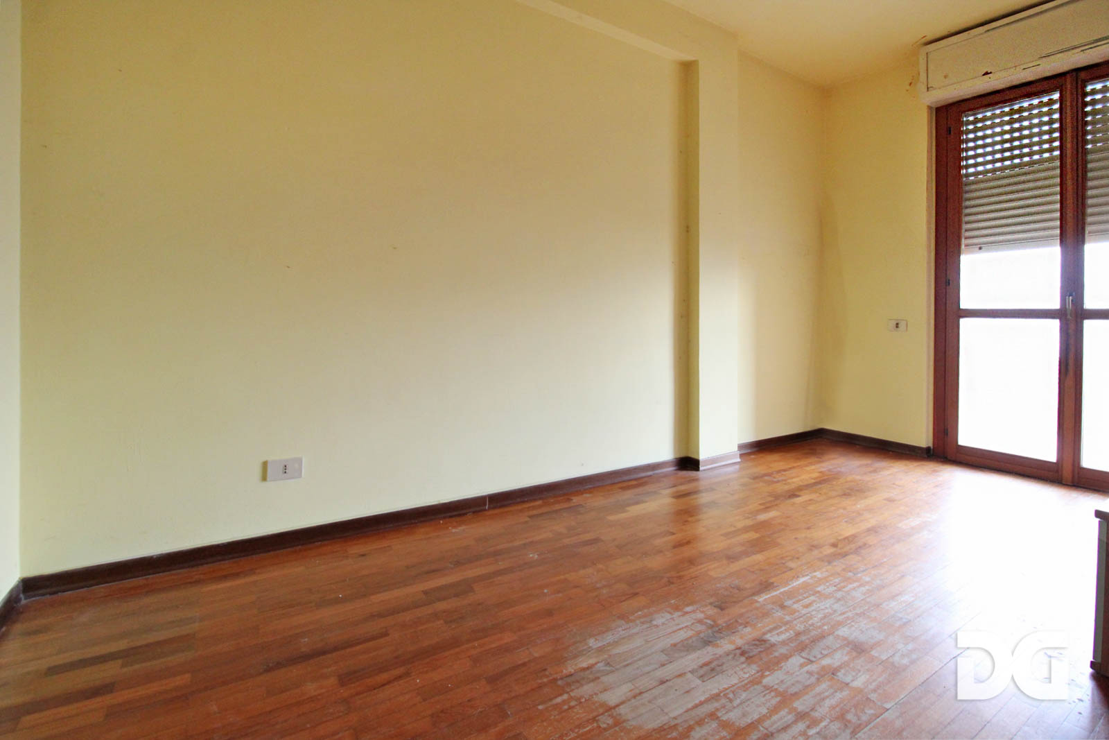 Immobiliare Del Guasta MOLASSANA CONTESTO PRIVATO - MQ. 100 CON POSTO AUTO 