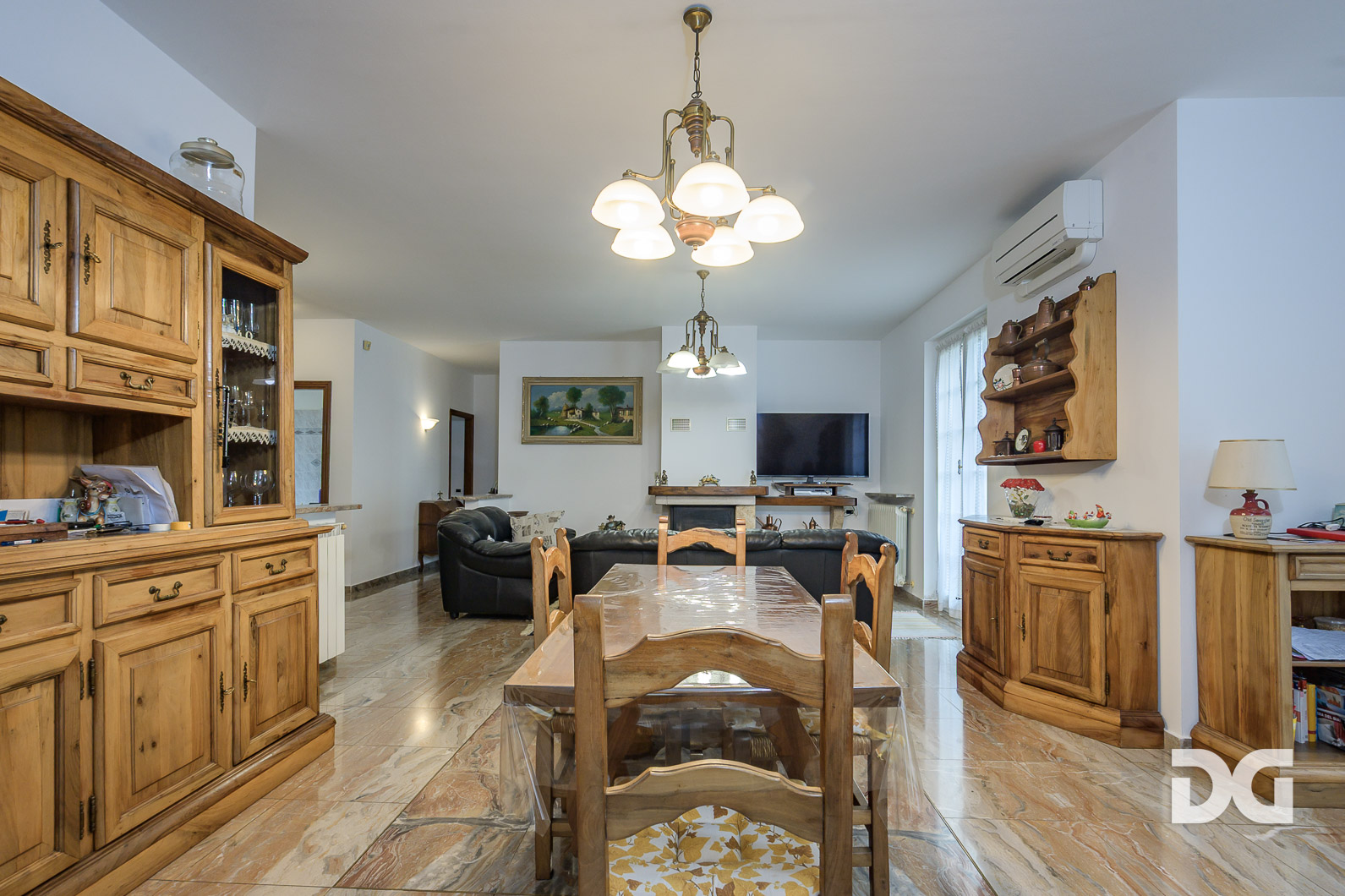 Immobiliare Del Guasta PEDEMONTE – LIQUARA – VILLA MQ. 238 CON GIARDINO E BOX 