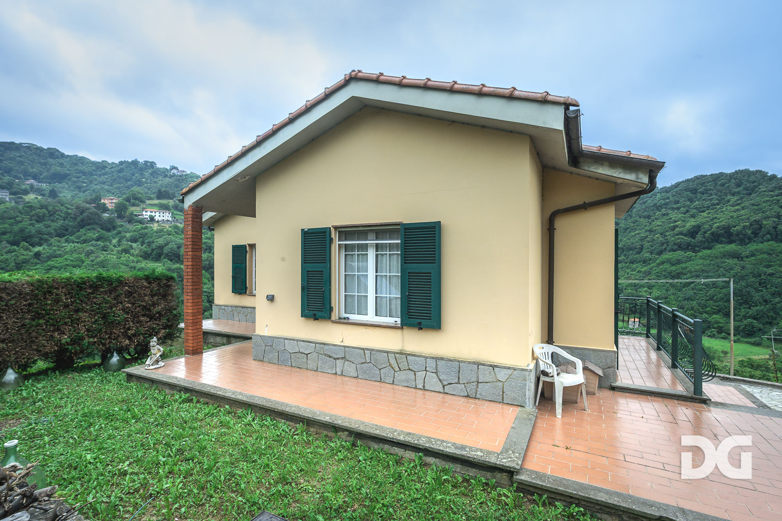 Immobiliare Del Guasta PEDEMONTE – LIQUARA – VILLA MQ. 238 CON GIARDINO E BOX 