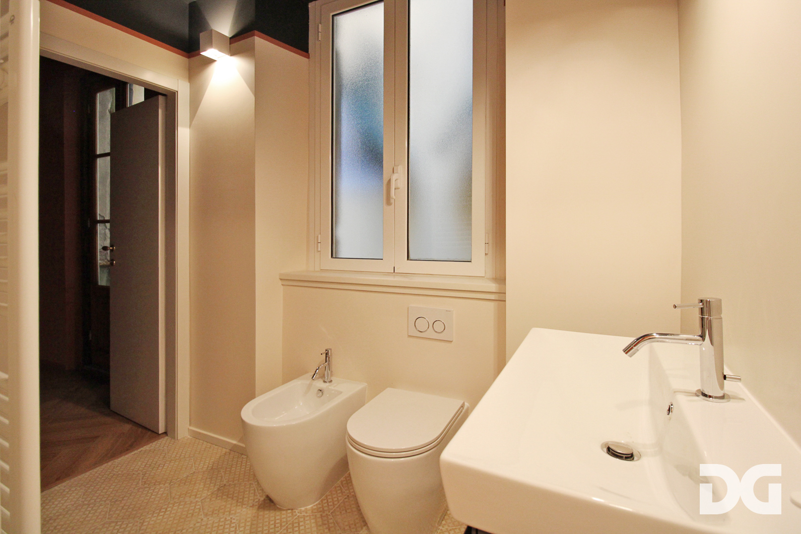 Immobiliare Del Guasta SAN LORENZO -  IN CARATTERISTICA PIAZZETTA NUOVI  MQ. 76 