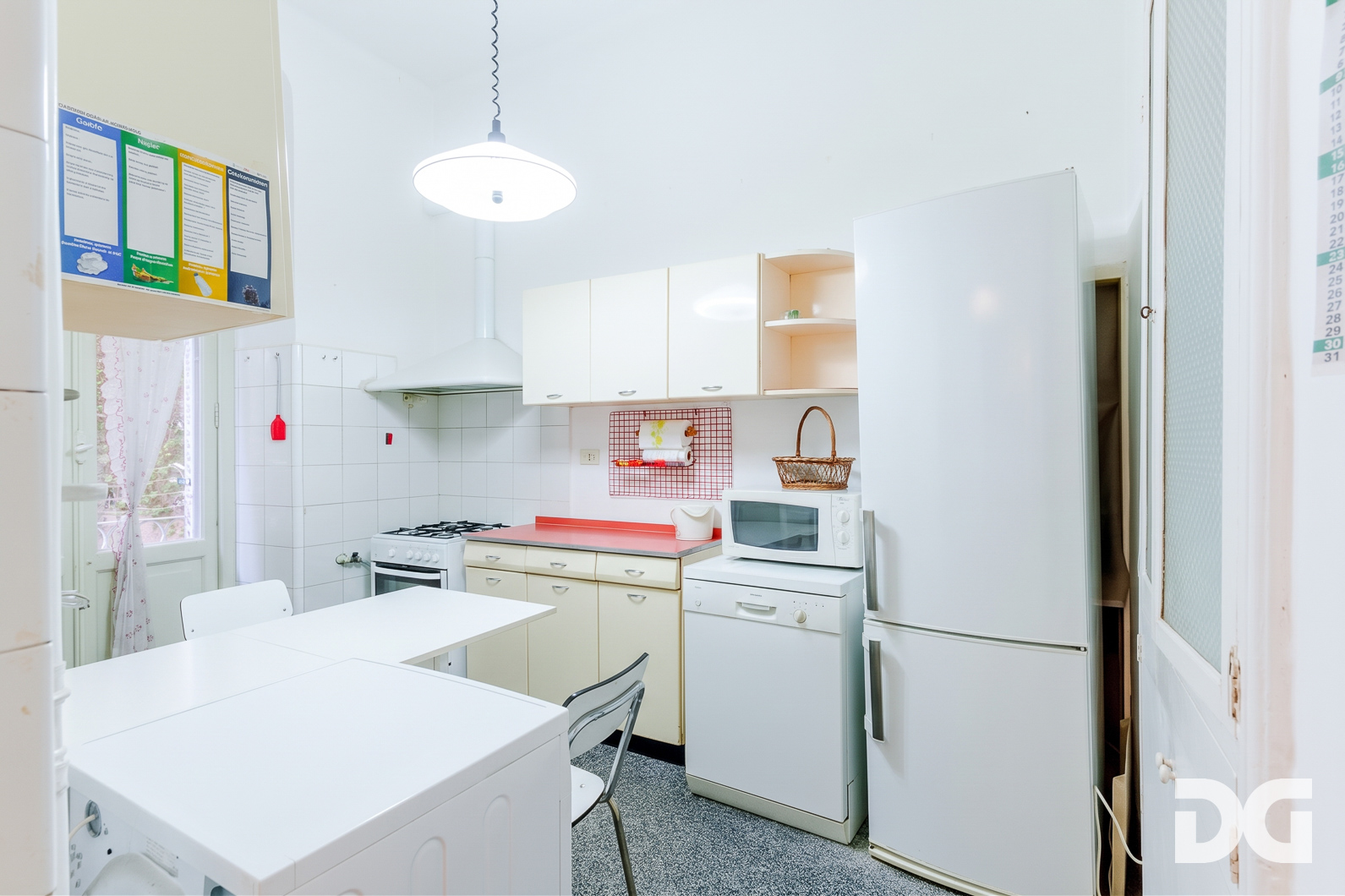 Immobiliare Del Guasta CASTELLETTO - CORSO FIRENZE MQ. 160 BIPOGGIOLI