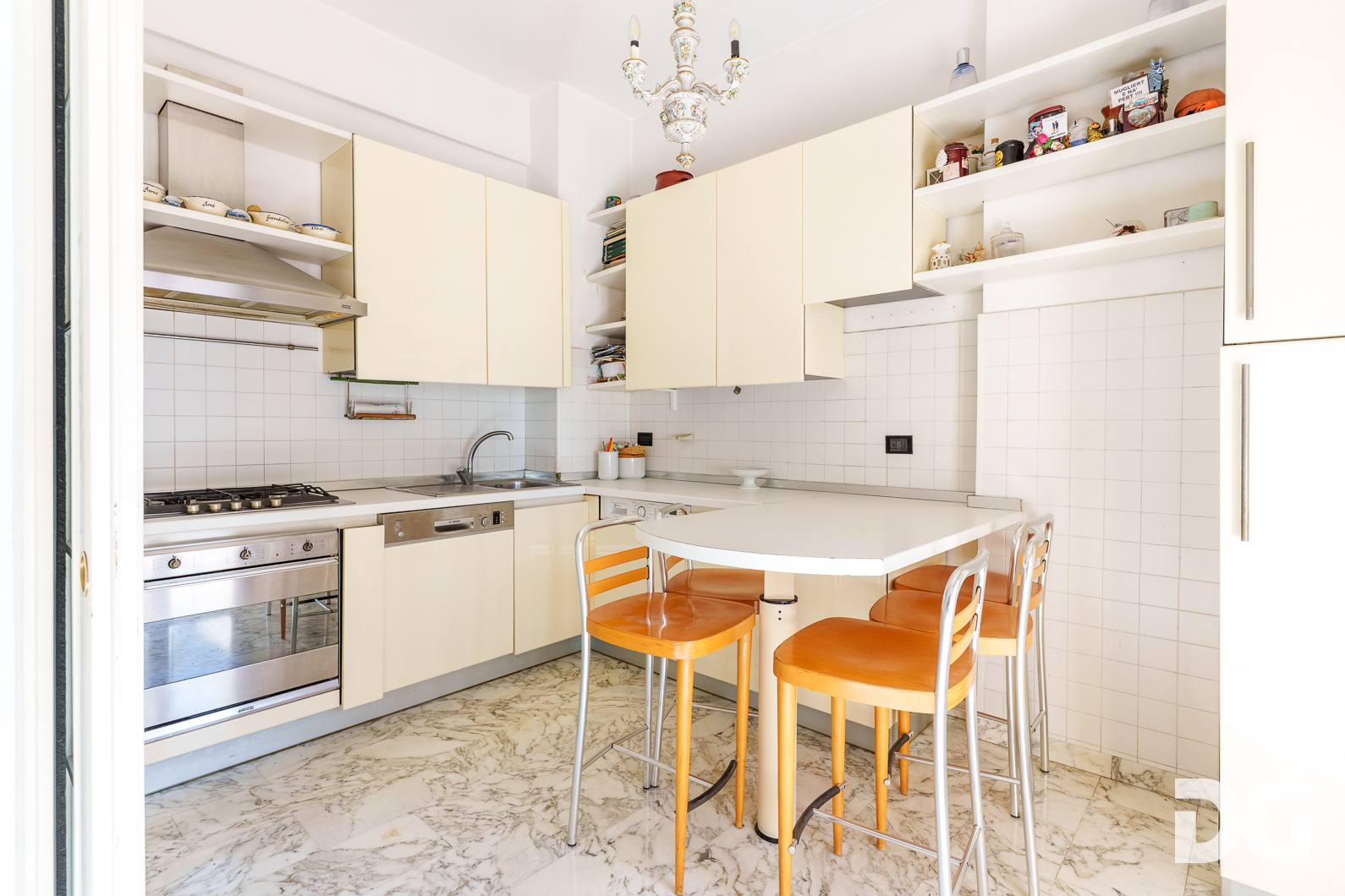 Immobiliare Del Guasta OREGINA – LARGO SAN FRANCESCO DA PAOLA PANORAMICISSIMI MQ. 111 