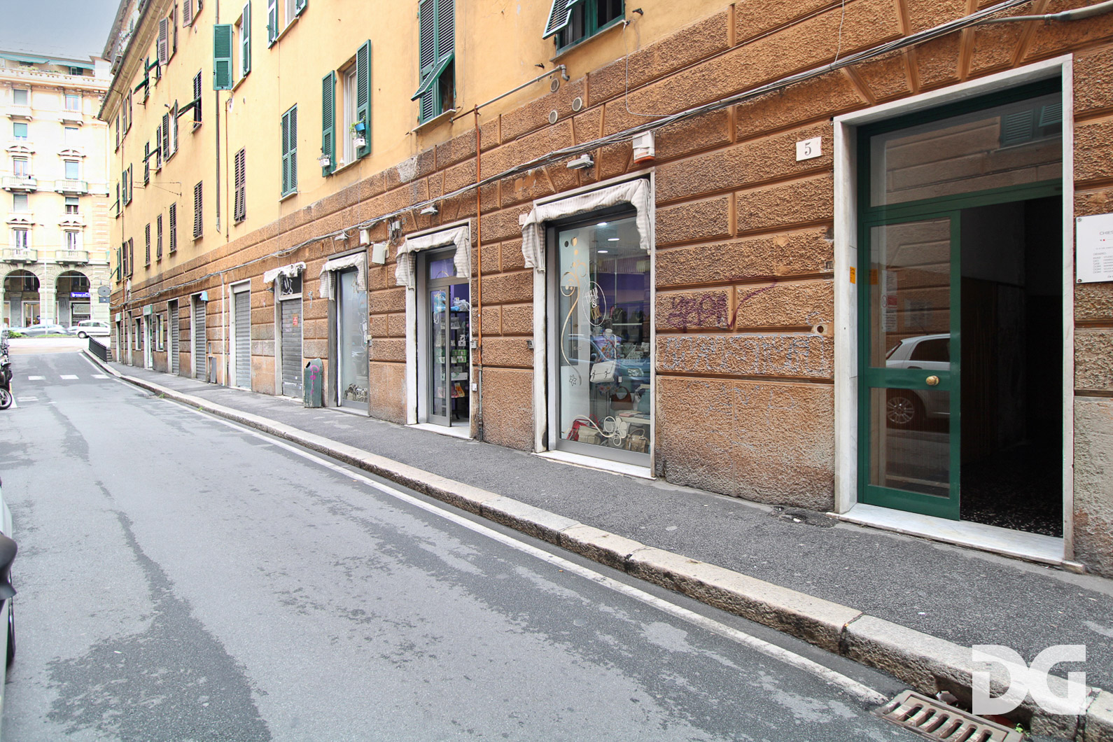 Immobiliare Del Guasta SAMPIERDARENA – VIA ALFREDO CARZINO LOCALE MQ. 59