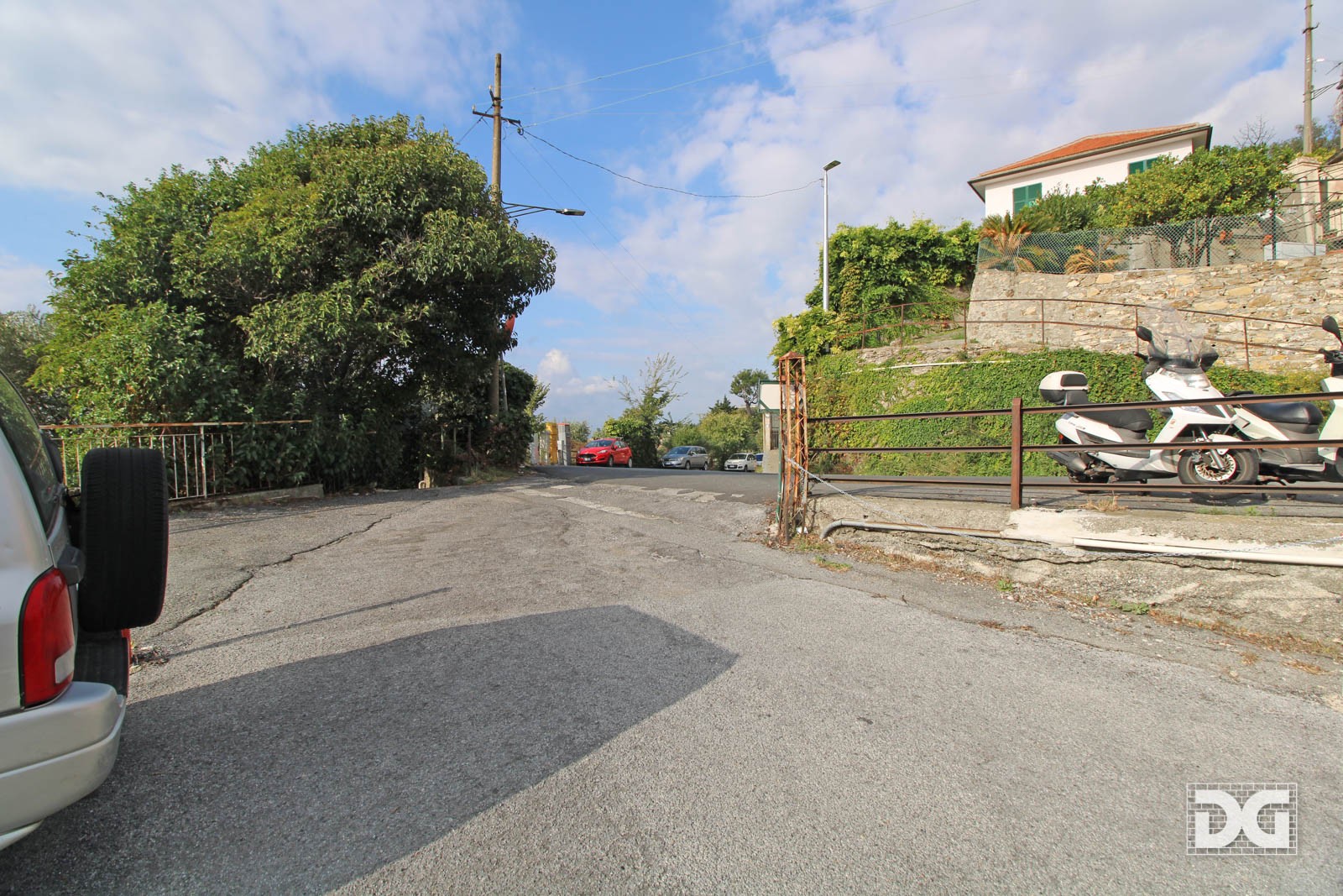 Immobiliare Del Guasta VIA MONACO SIMONE – VENDESI POSTO AUTO SCOPERTO 
