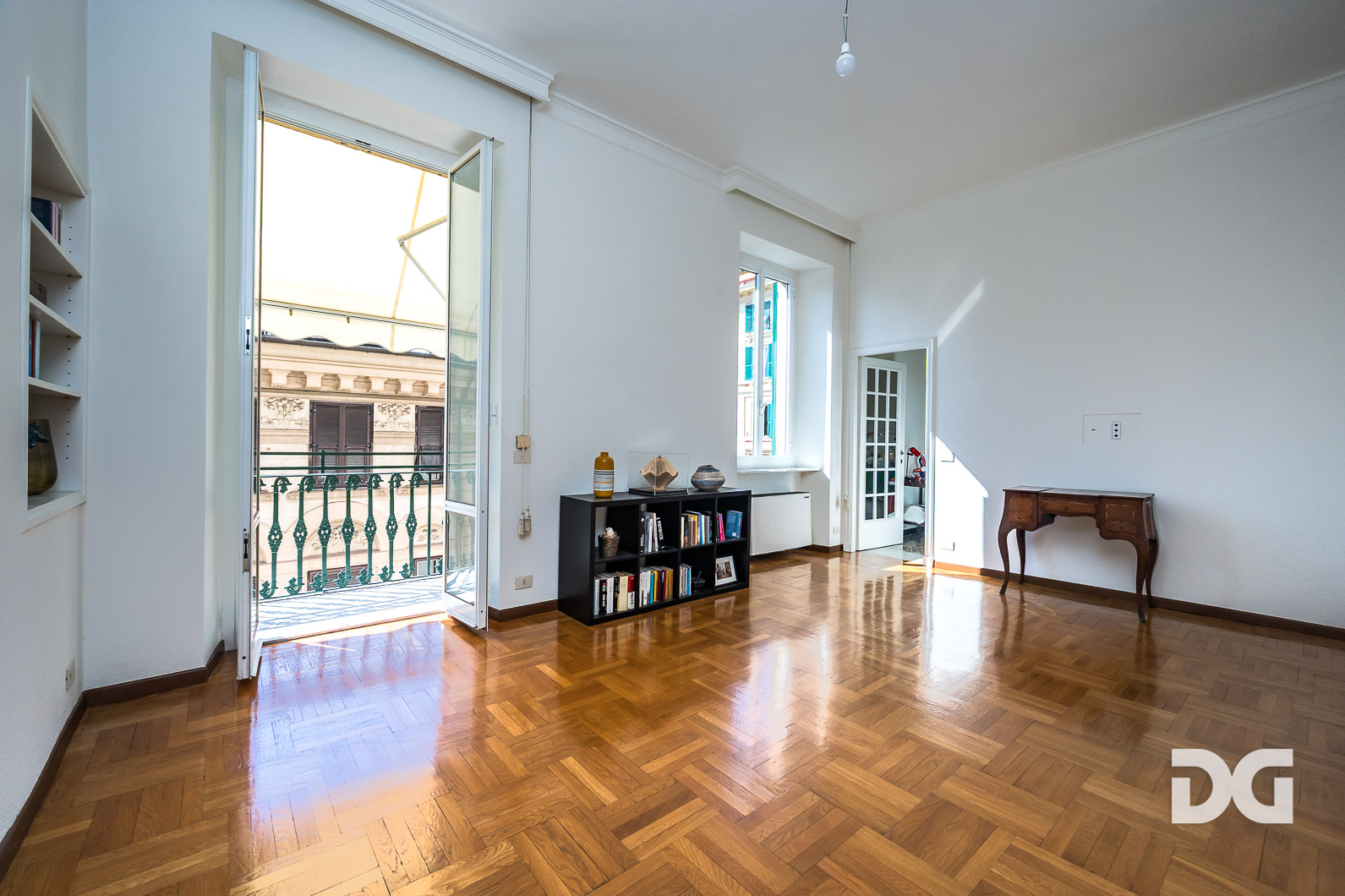 Immobiliare Del Guasta MANIN – VIA ASSAROTTI – PRESTIGIOSI MQ. 222 PENULTIMO PIANO