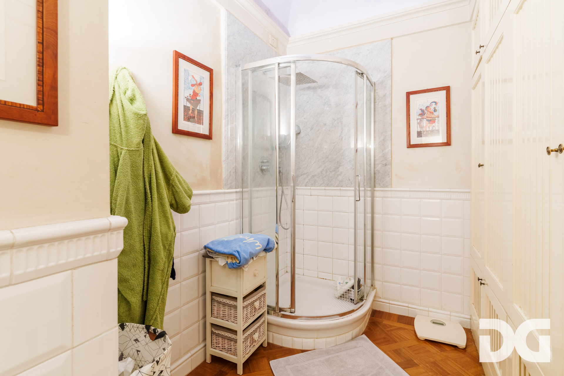 Immobiliare Del Guasta CASTELLETTO – CORSO CARBONARA MQ. 207 CON GIARDINO, TERRAZZO E POSTO AUTO