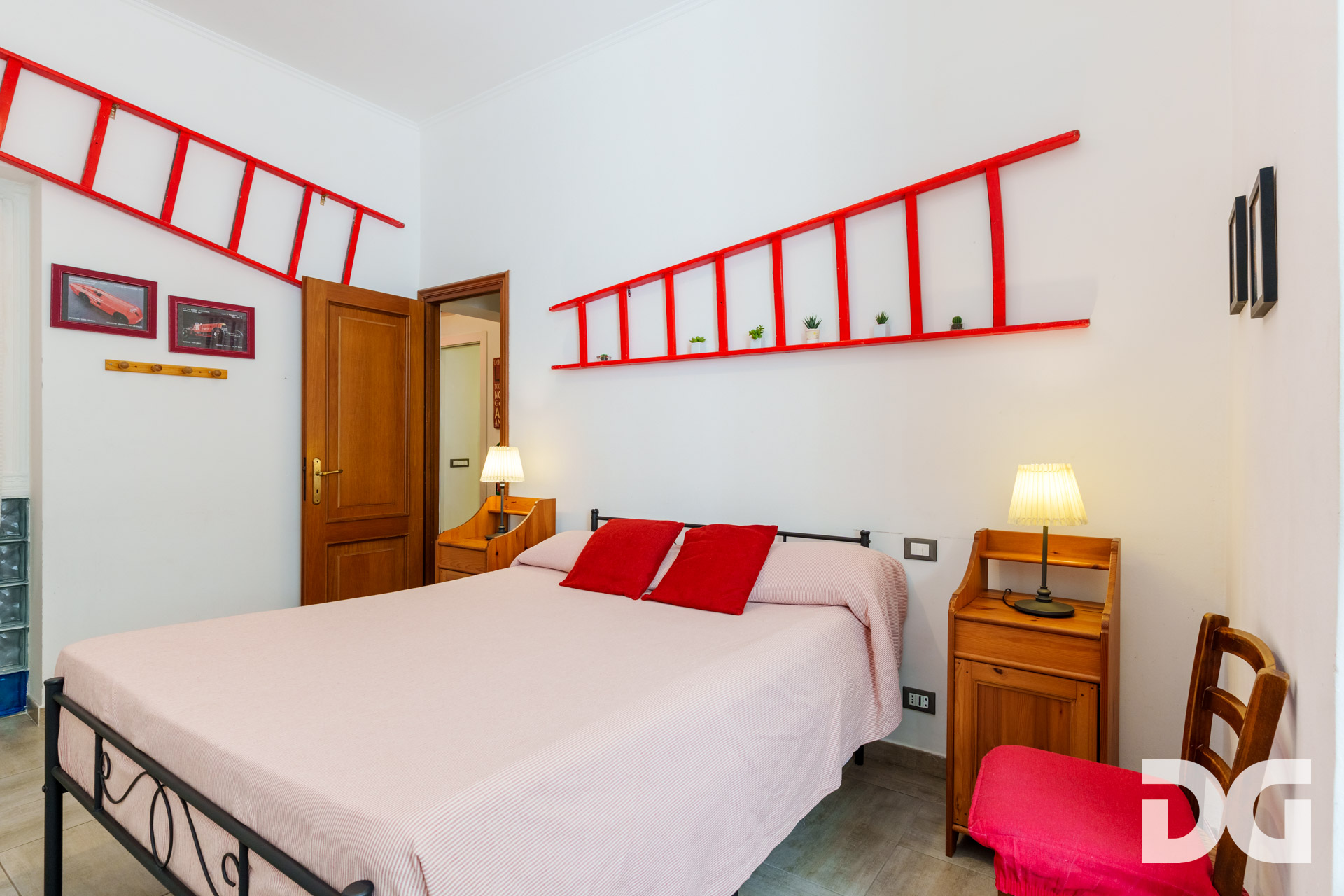 Immobiliare Del Guasta CENTRO STORICO – VIA SAN LORENZO ORDINATI MQ. 73 IN PALAZZO D’EPOCA