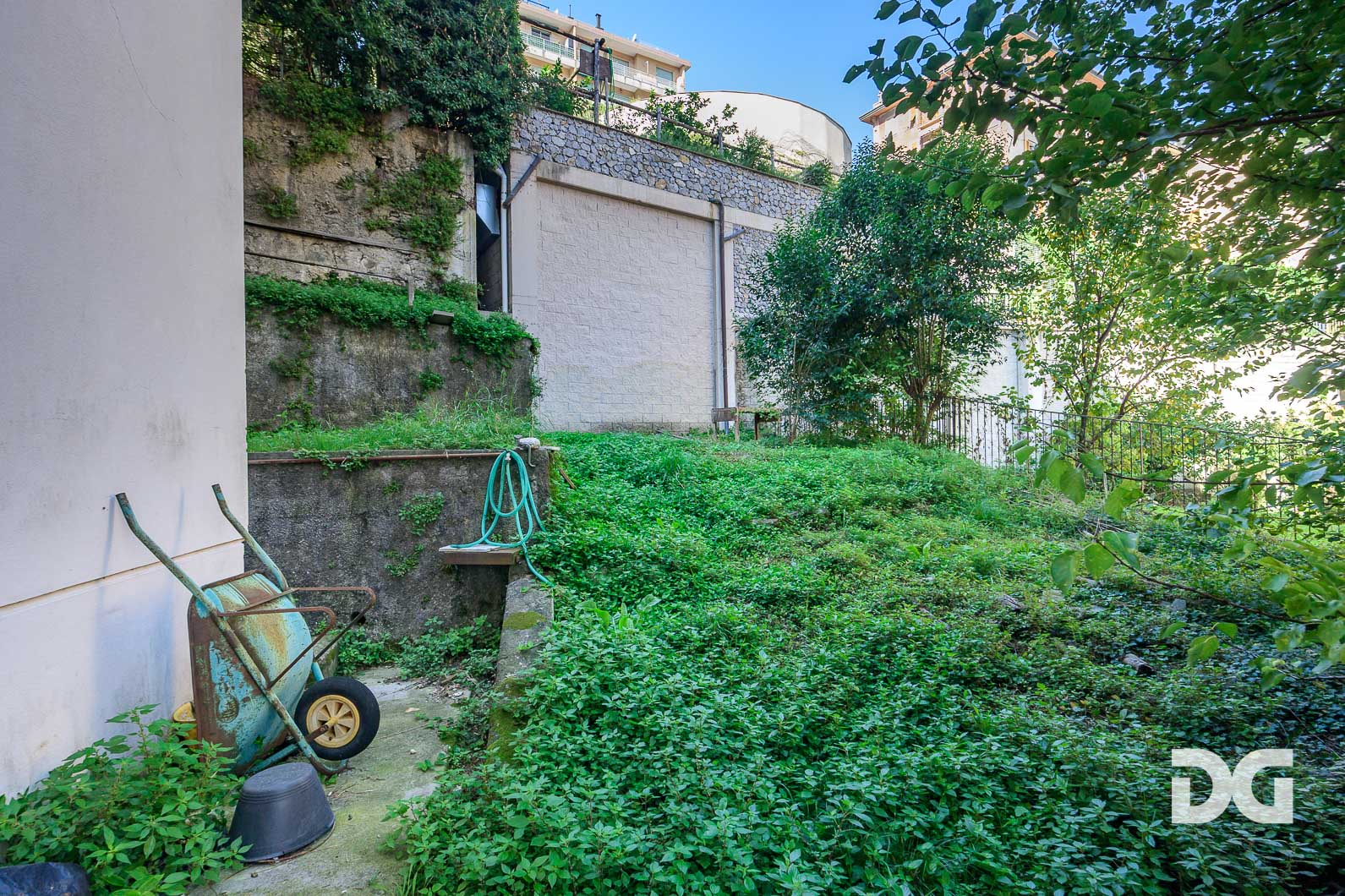 Immobiliare Del Guasta SESTRI PONENTE – CHIARAVAGNA – MQ. 113 CON GIARDINO 