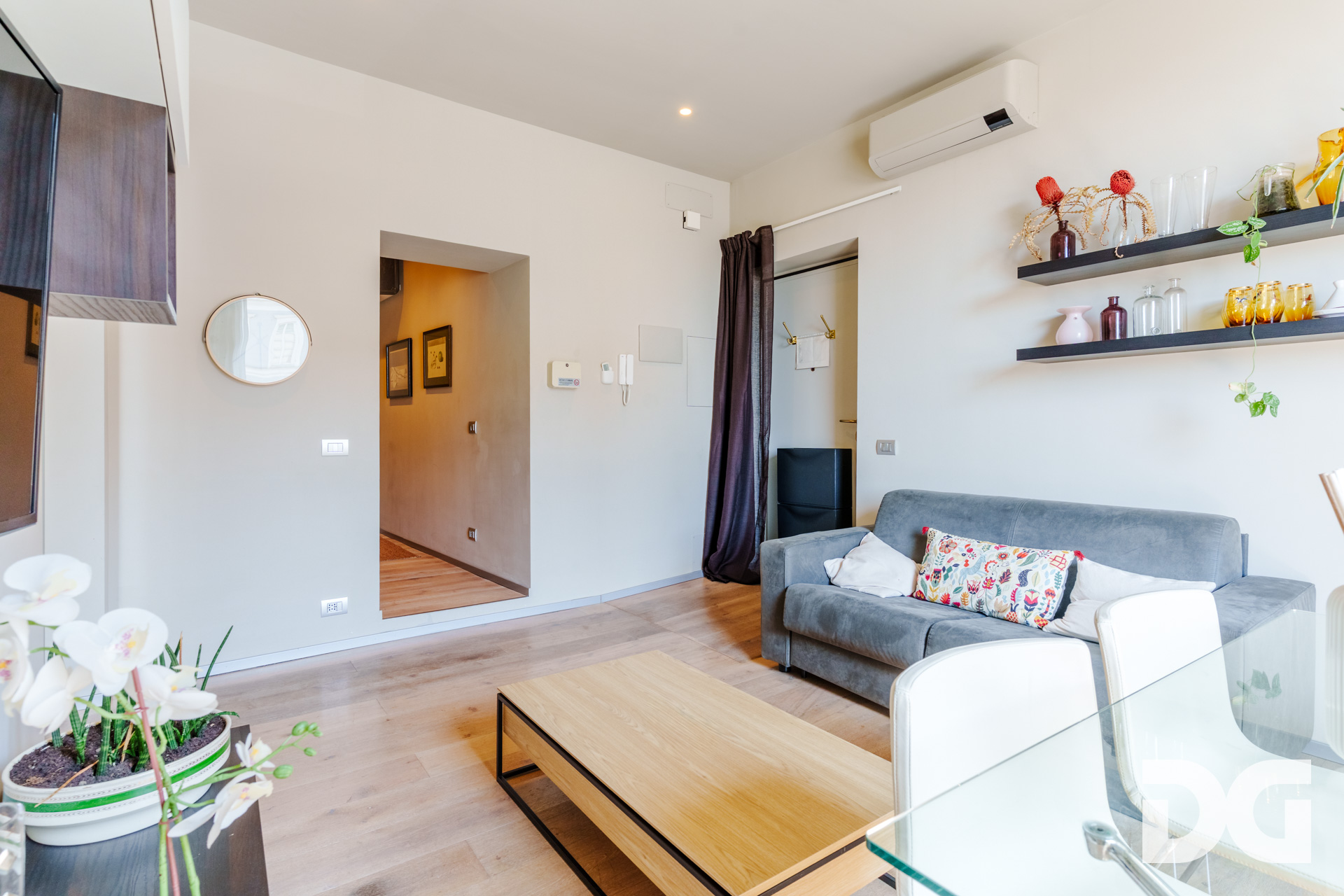 Immobiliare Del Guasta CENTRO STORICO – VIA PRE’ LUMINOSISSIMI E RISTRUTTURATI MQ. 68