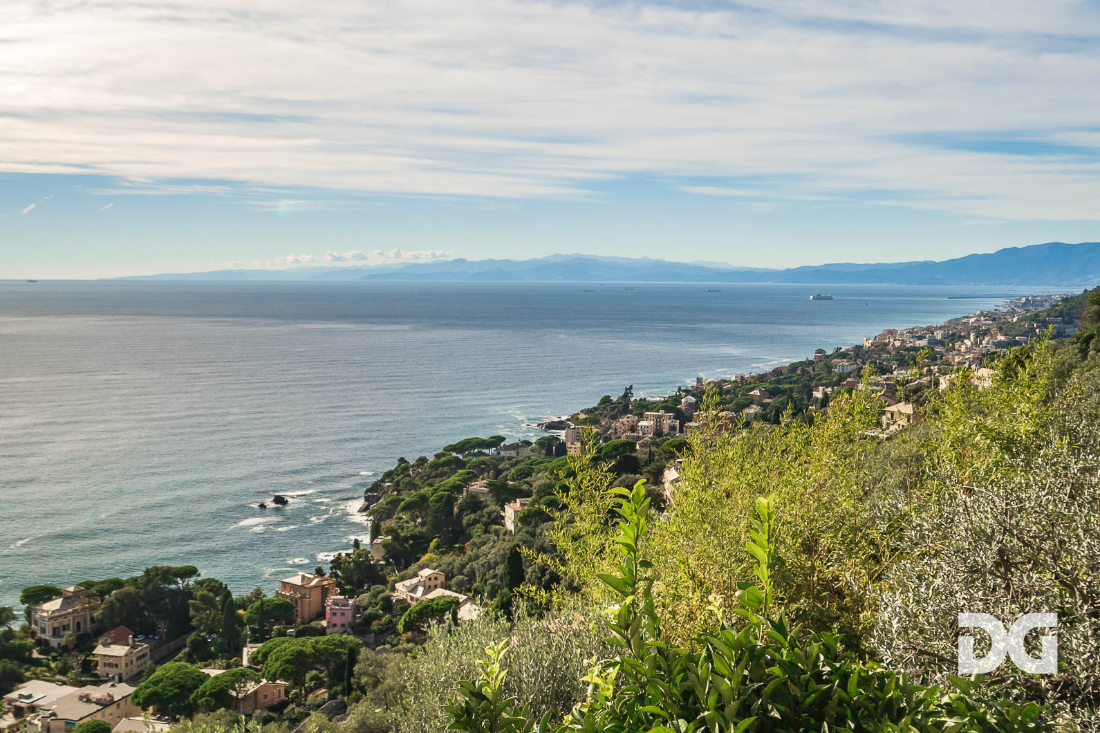 Immobiliare Del Guasta BOGLIASCO – PANORAMICI MQ 70 CON GIARDINO E TERRAZZO 