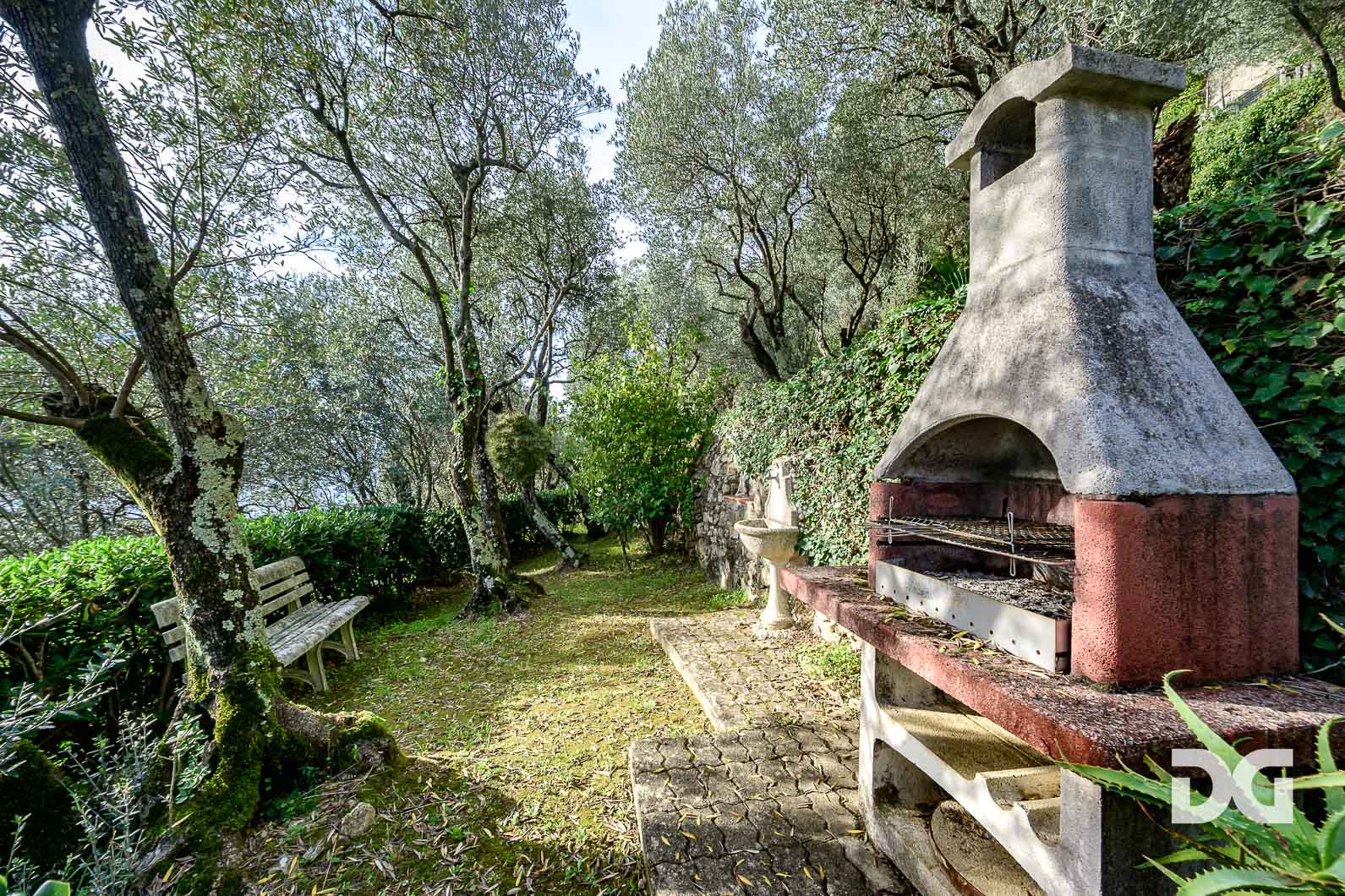 Immobiliare Del Guasta BOGLIASCO – PANORAMICI MQ 70 CON GIARDINO E TERRAZZO 