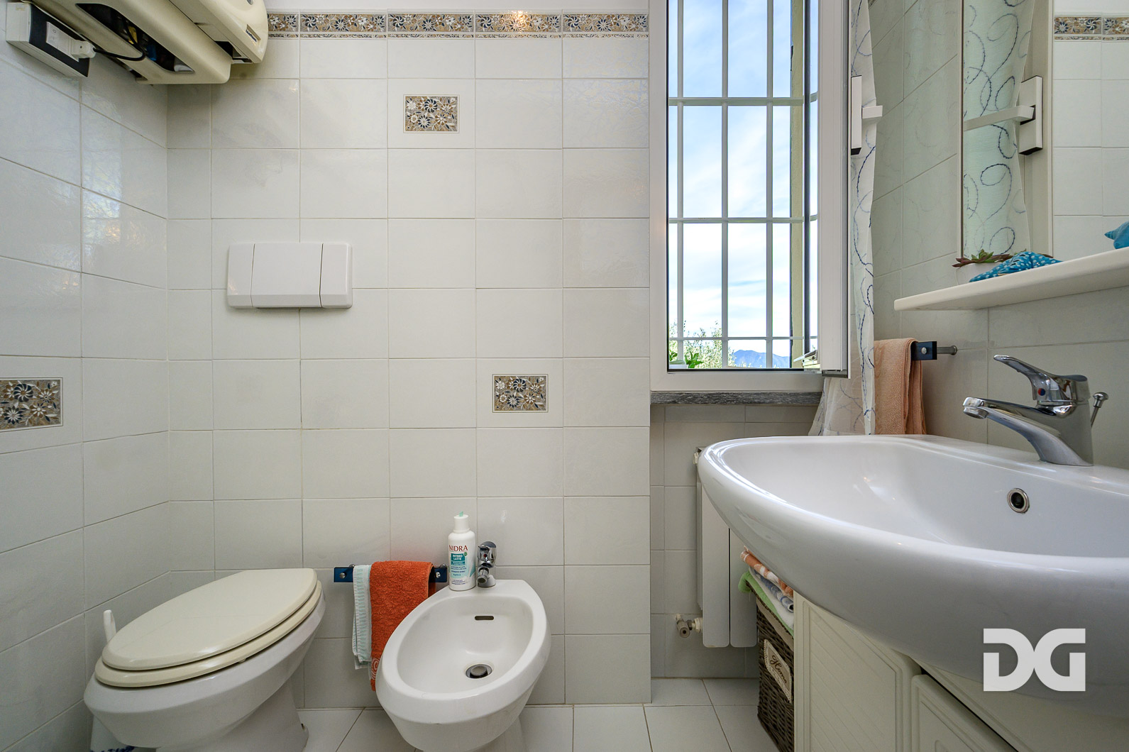 Immobiliare Del Guasta BOGLIASCO – PANORAMICI MQ 70 CON GIARDINO E TERRAZZO 