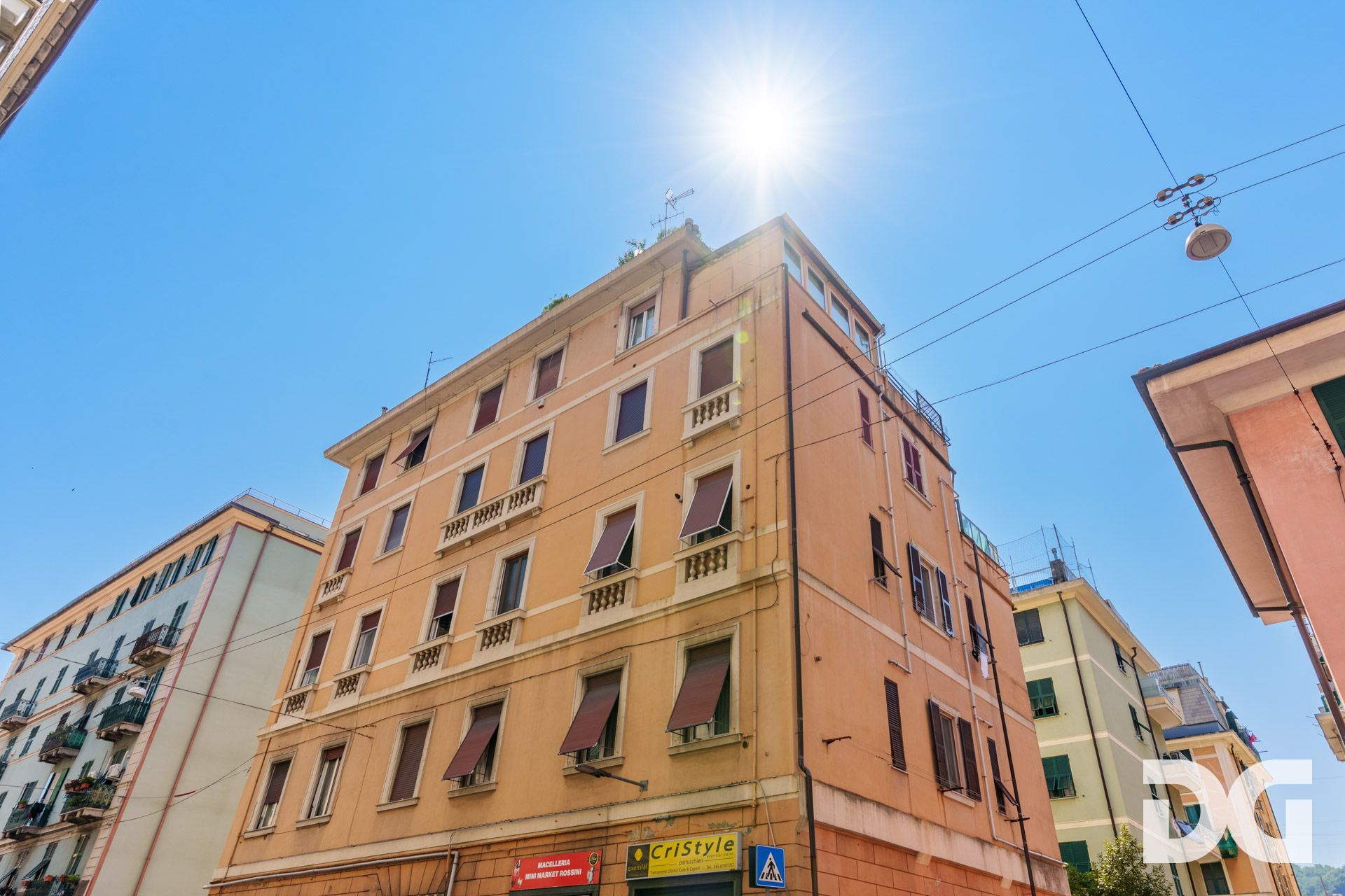 Immobiliare Del Guasta CERTOSA – VIA G. ROSSINI RISTRUTTURATI E LUMINOSI MQ.83 CON TERRAZZO