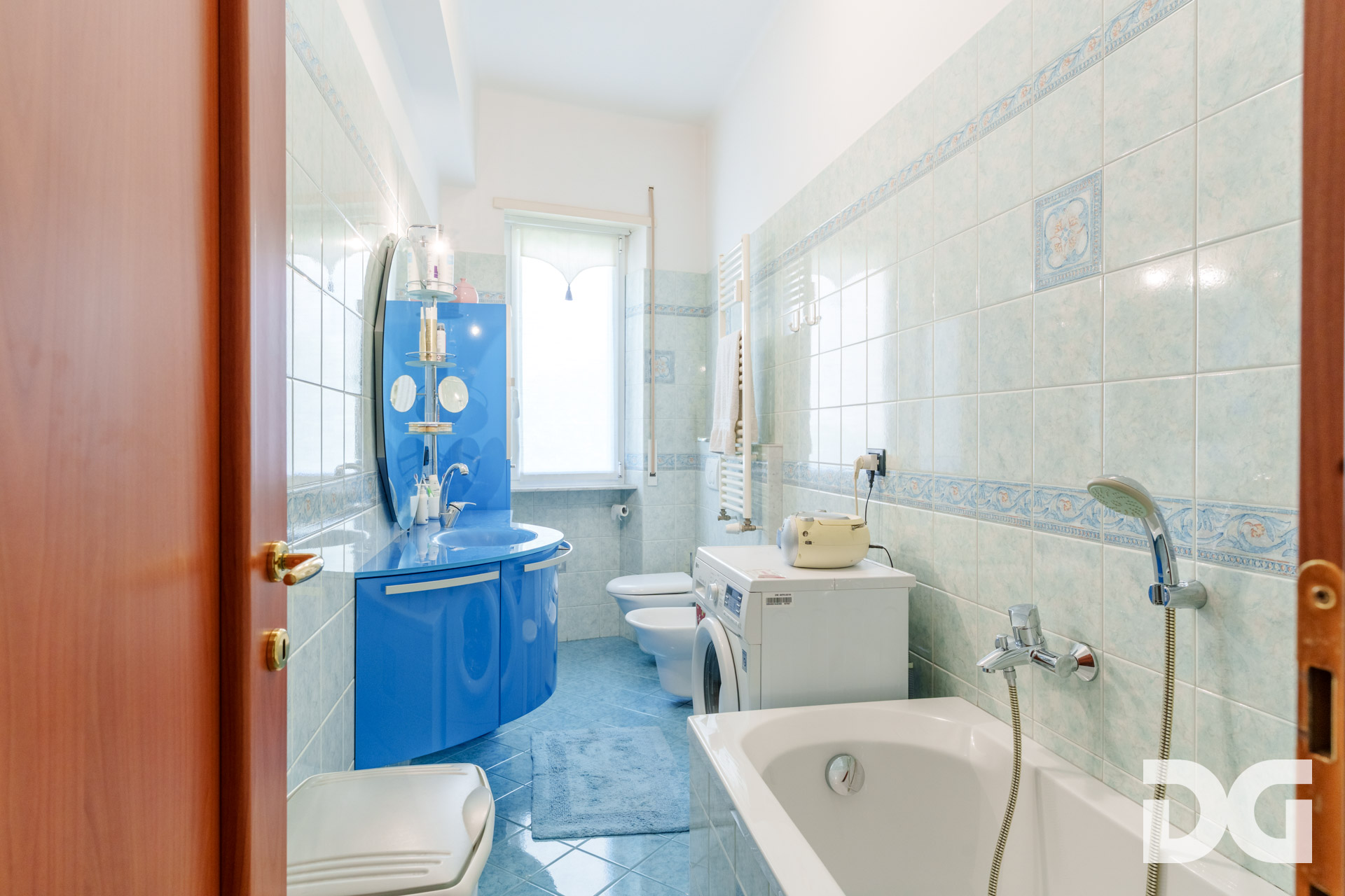 Immobiliare Del Guasta CASTELLETTO – VIA DELPINO MQ. 110 CON BALCONE, VISTA PANORAMICA E BOX 