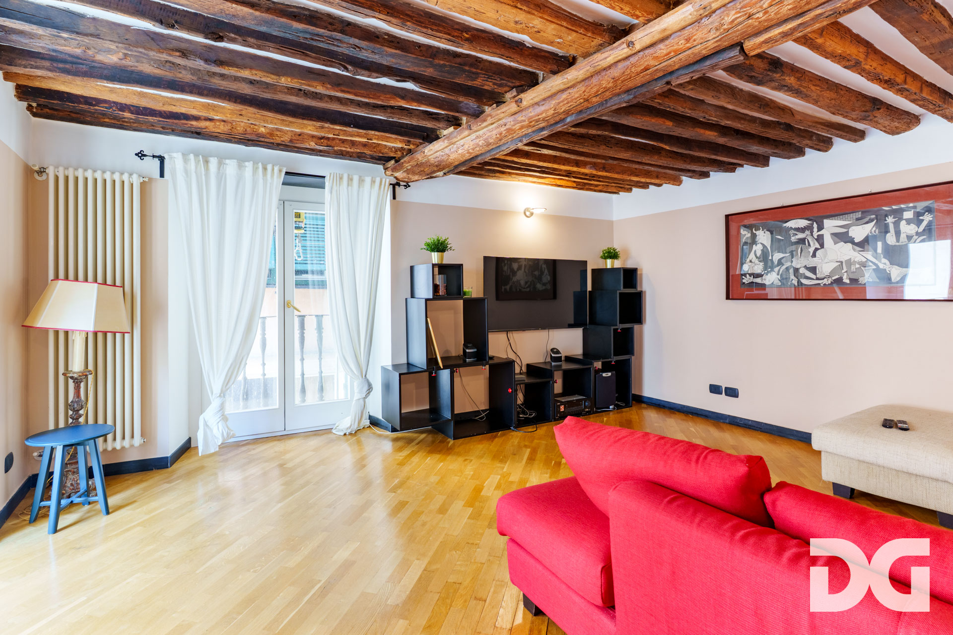 Immobiliare Del Guasta CENTROSTORICO – VIA SAN BERNARDO RISTRUTTURATI MQ. 180