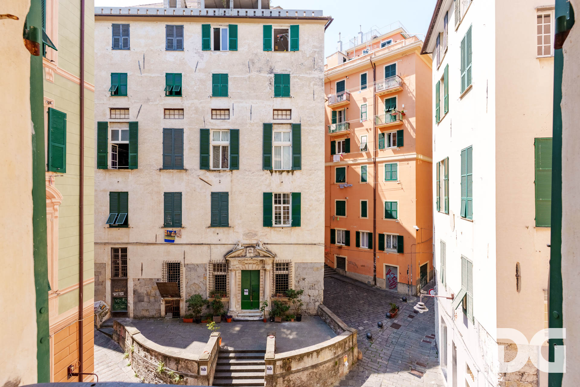 Immobiliare Del Guasta CENTROSTORICO – VIA SAN BERNARDO RISTRUTTURATI MQ. 180
