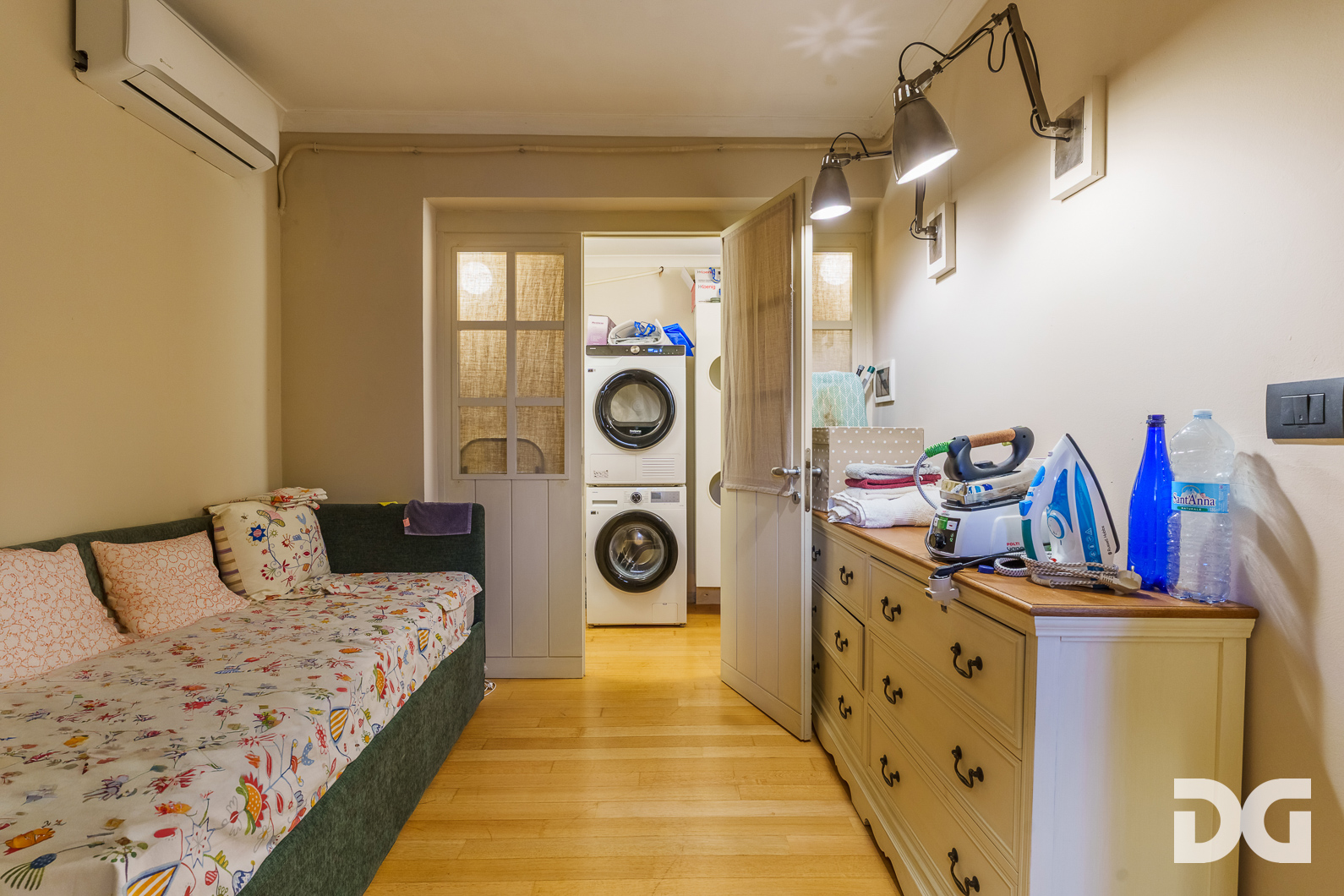 Immobiliare Del Guasta CENTRO – VIA ASSAROTTI PRESTIGIOSI MQ. 388 CON PARCHEGGI 