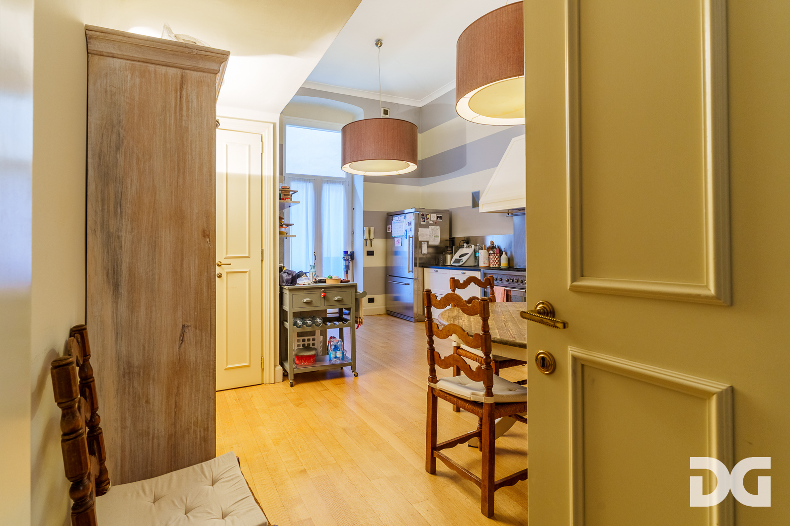 Immobiliare Del Guasta CENTRO – VIA ASSAROTTI PRESTIGIOSI MQ. 388 CON PARCHEGGI 