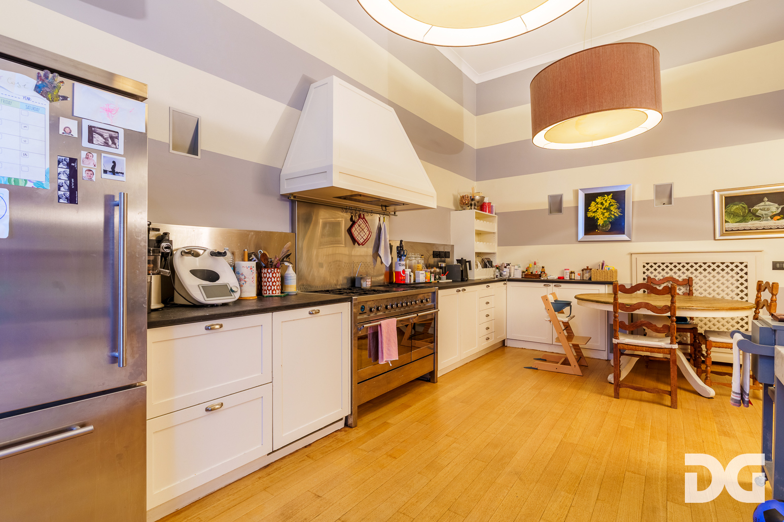 Immobiliare Del Guasta CENTRO – VIA ASSAROTTI PRESTIGIOSI MQ. 388 CON PARCHEGGI 