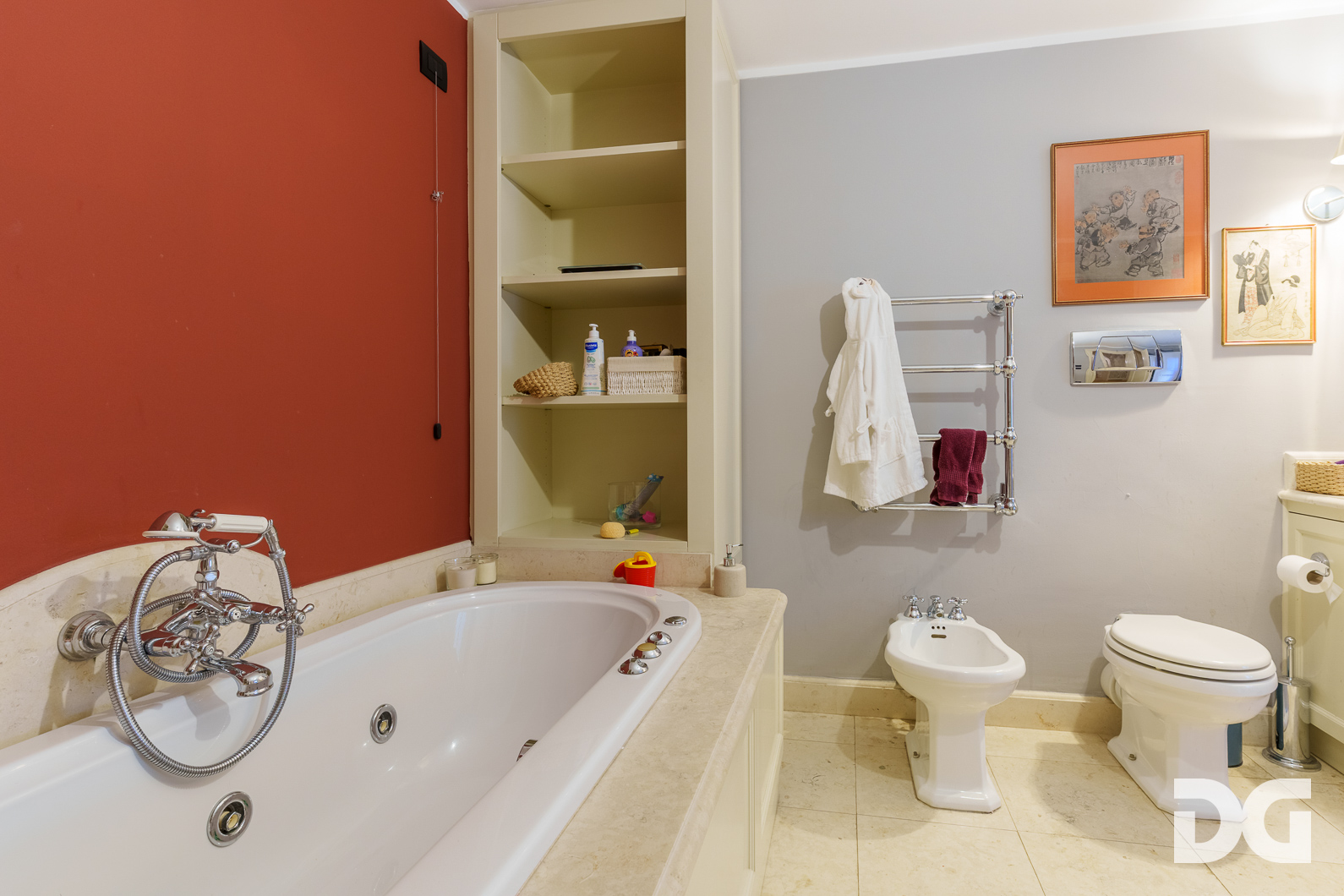 Immobiliare Del Guasta CENTRO – VIA ASSAROTTI PRESTIGIOSI MQ. 388 CON PARCHEGGI 