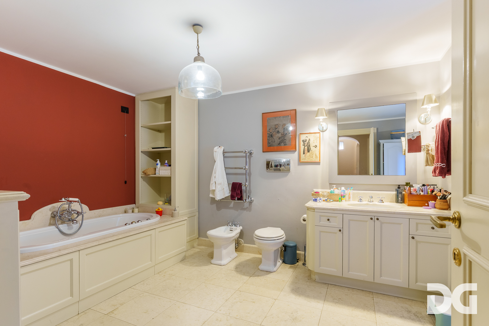 Immobiliare Del Guasta CENTRO – VIA ASSAROTTI PRESTIGIOSI MQ. 388 CON PARCHEGGI 