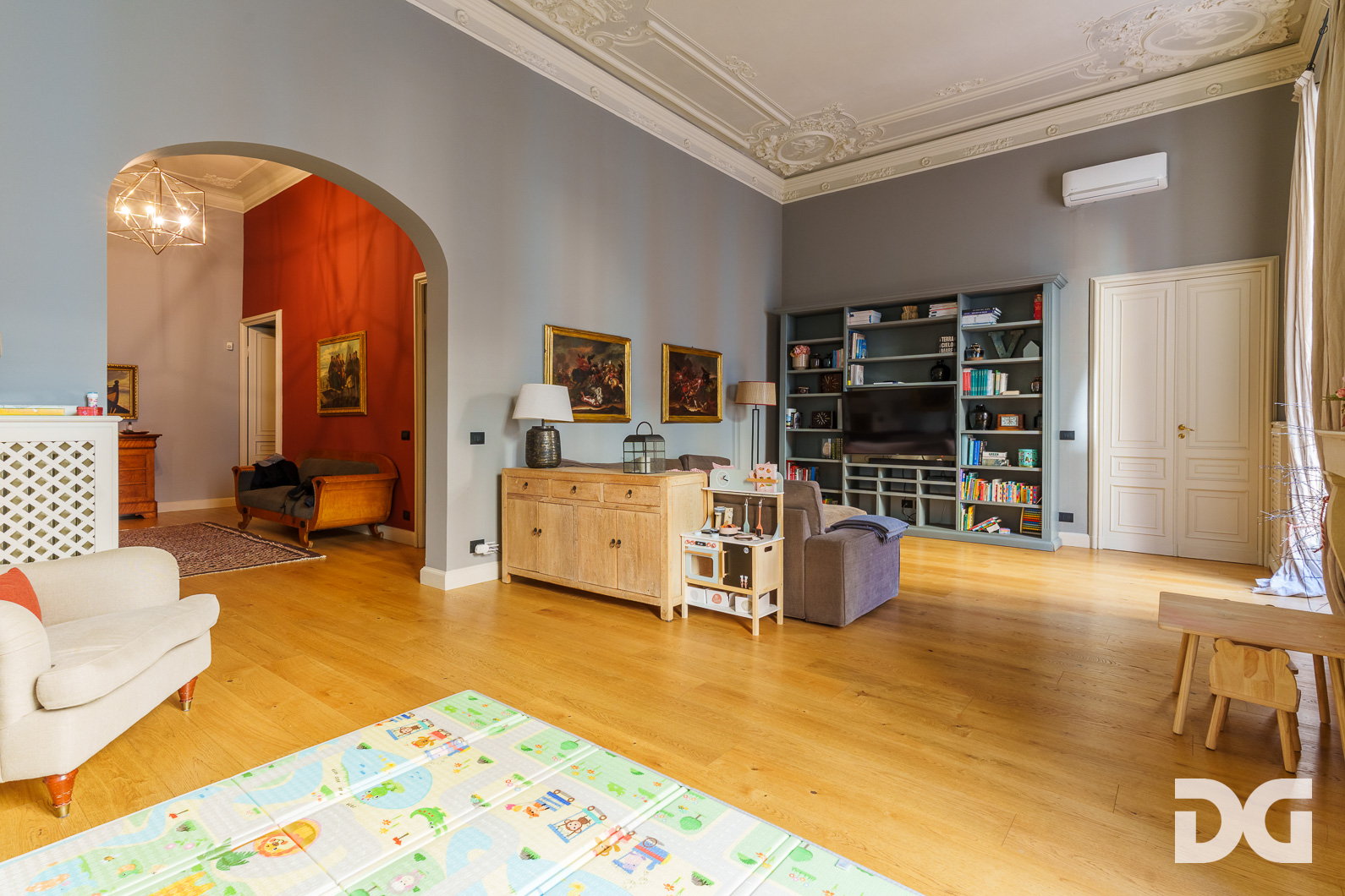 Immobiliare Del Guasta CENTRO – VIA ASSAROTTI PRESTIGIOSI MQ. 388 CON PARCHEGGI 