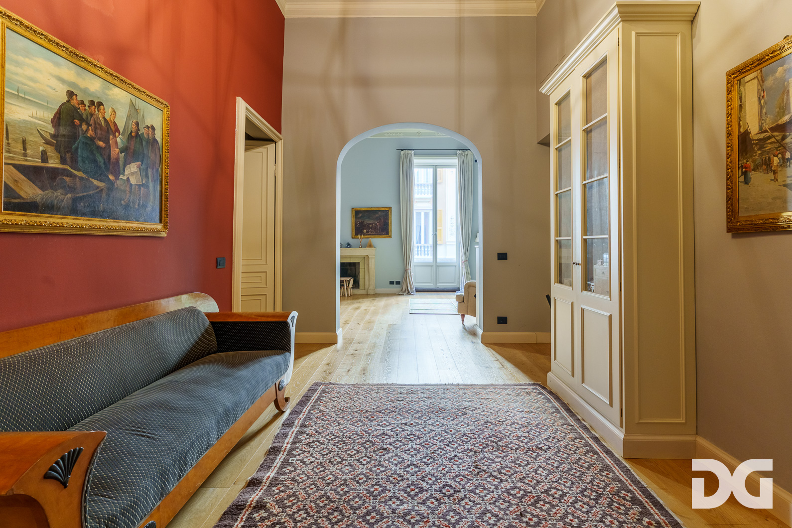 Immobiliare Del Guasta CENTRO – VIA ASSAROTTI PRESTIGIOSI MQ. 388 CON PARCHEGGI 