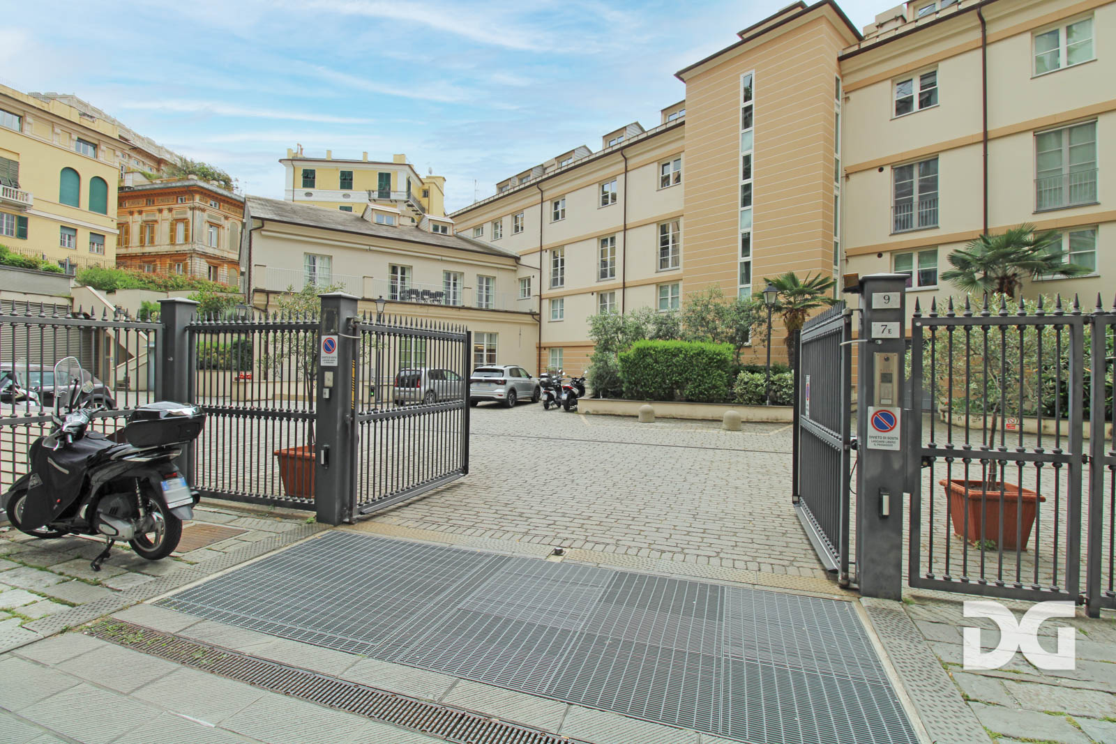 Immobiliare Del Guasta CENTRO – VIA S.B. DEGLI ARMENI PERFETTI ED ARREDATI MQ. 55 CON BALCONE 