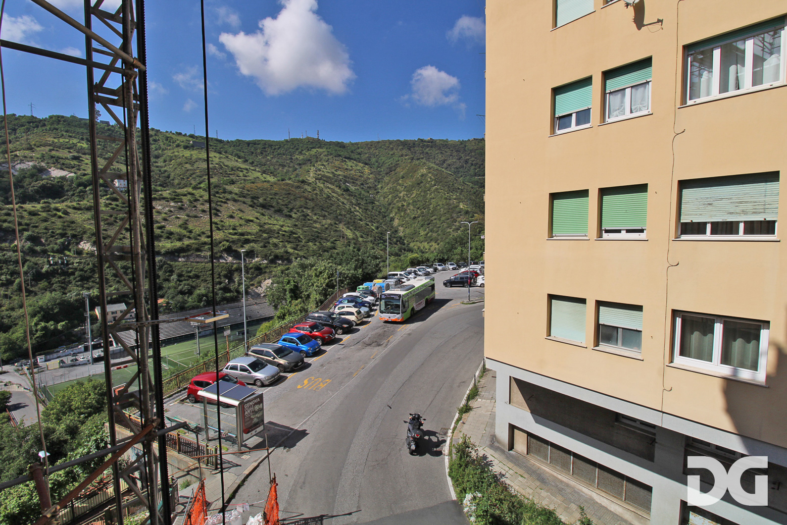 Immobiliare Del Guasta OREGINA – VIA VESUVIO RISTRUTTURATI MQ. 79 CON POGGIOLATE