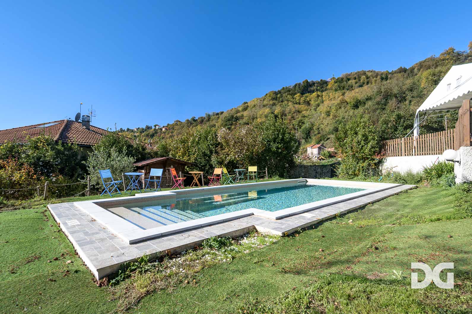 Immobiliare Del Guasta VILLA UNIFAMILIARE CON PISCINA 