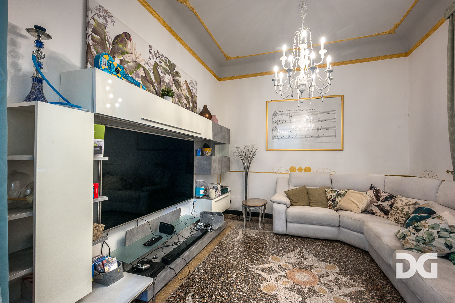 Immobiliare Del Guasta VILLA UNIFAMILIARE CON PISCINA 