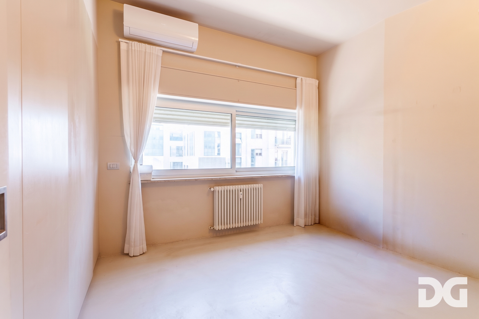 Immobiliare Del Guasta CARIGNANO – CORSO AURELIO SAFFI RISTRUTTURATI MQ.70 VISTA MARE