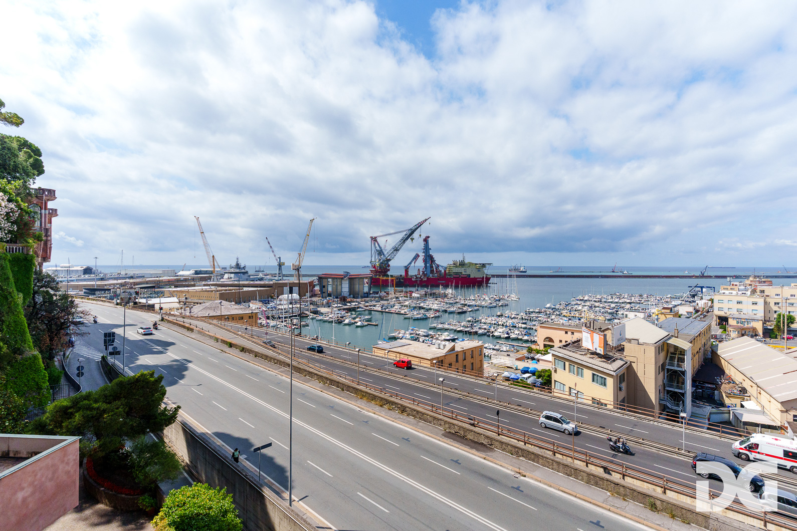 Immobiliare Del Guasta CARIGNANO – CORSO AURELIO SAFFI RISTRUTTURATI MQ.70 VISTA MARE