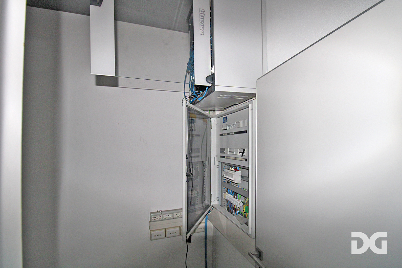 Immobiliare Del Guasta SAVIGNONE – VIA ISORELLE MQ. 482 LOCALE COMMERCIALE 