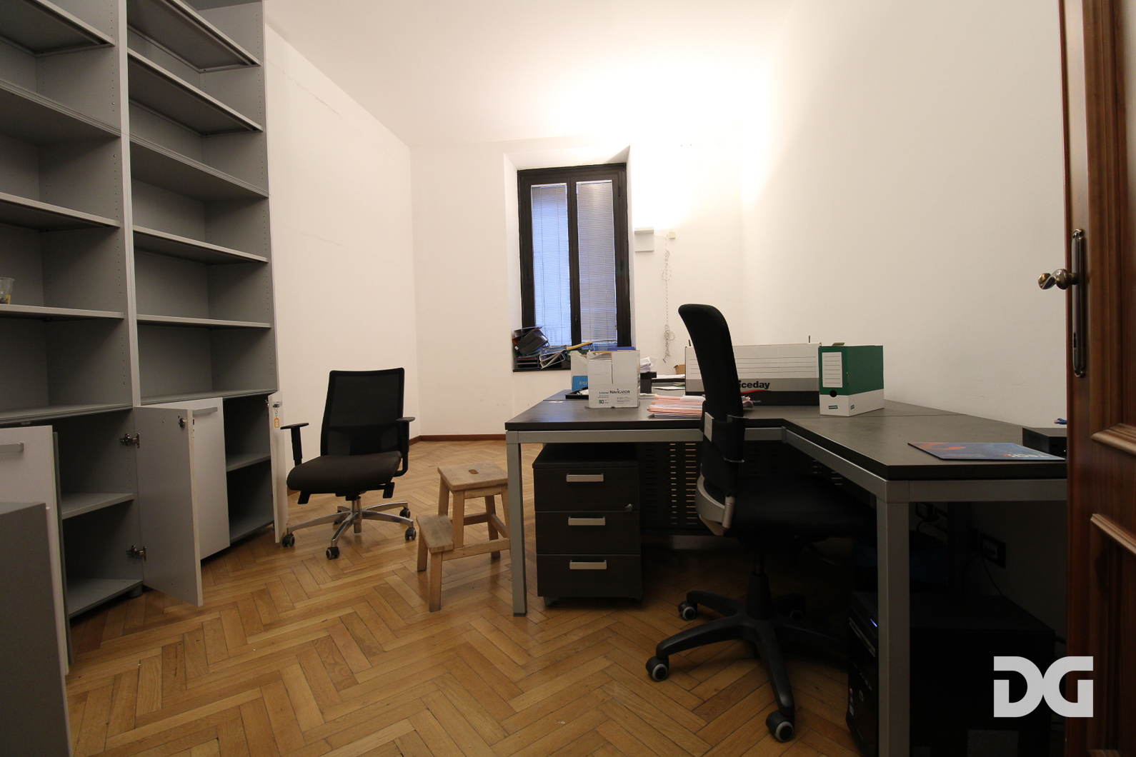 Immobiliare Del Guasta CENTRO VIA XX SETTEMBRE – UFFICIO MQ. 200 IN PERFETTO STATO 