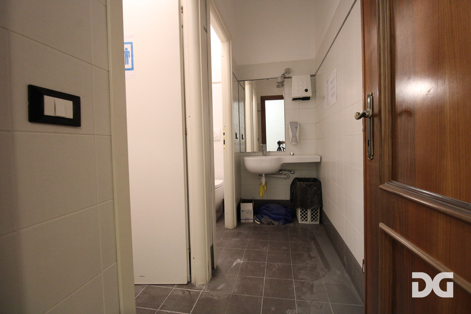 Immobiliare Del Guasta CENTRO VIA XX SETTEMBRE – UFFICIO MQ. 200 IN PERFETTO STATO 