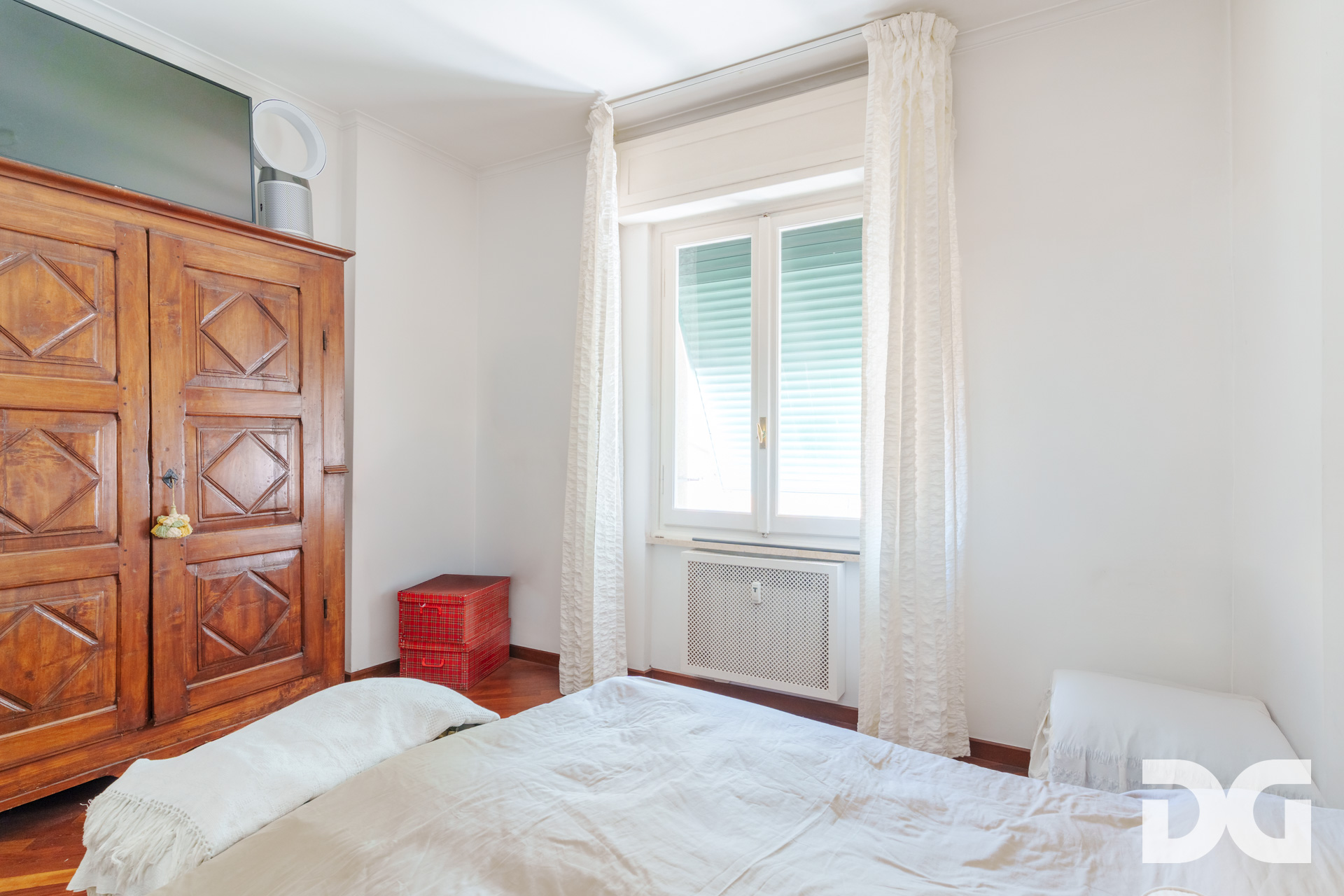 Immobiliare Del Guasta CASTELLETTO – VIA CABELLA LUMINOSISSIMI MQ. 125 SCORCIO MARE 