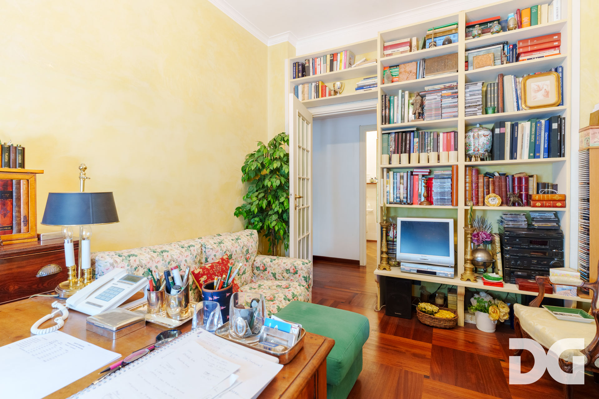 Immobiliare Del Guasta CASTELLETTO – VIA CABELLA LUMINOSISSIMI MQ. 125 SCORCIO MARE 