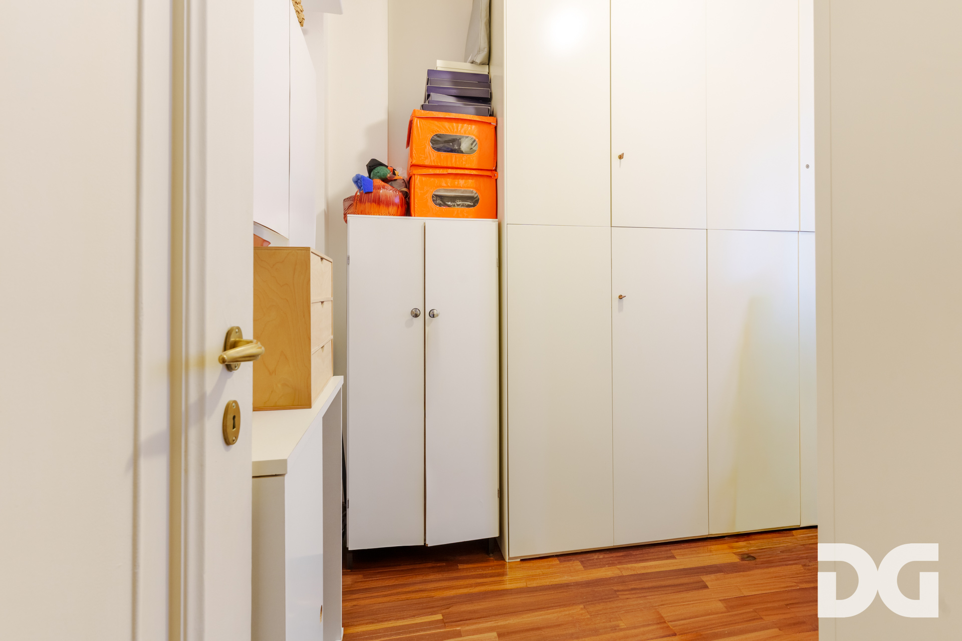 Immobiliare Del Guasta CASTELLETTO – VIA CABELLA LUMINOSISSIMI MQ. 125 SCORCIO MARE 