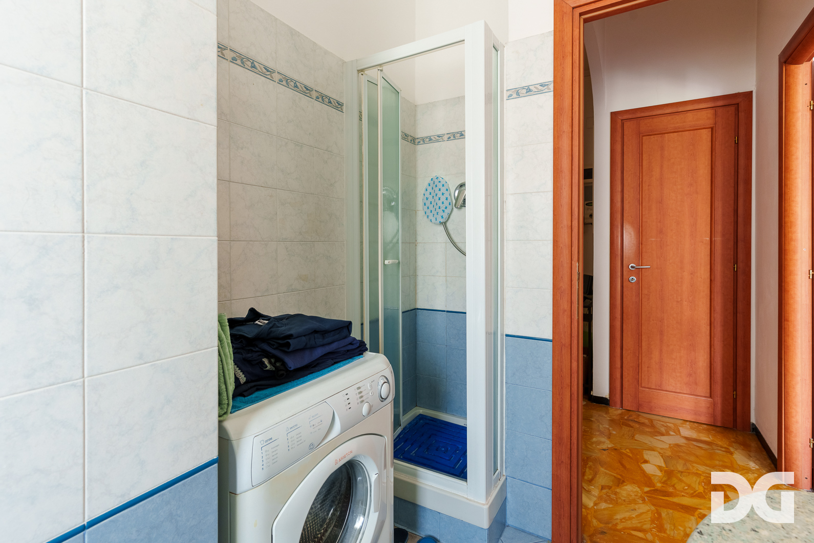 Immobiliare Del Guasta QUARTO – CORSO EUROPA ORDINATI MQ. 62 CON POGGIOLATA